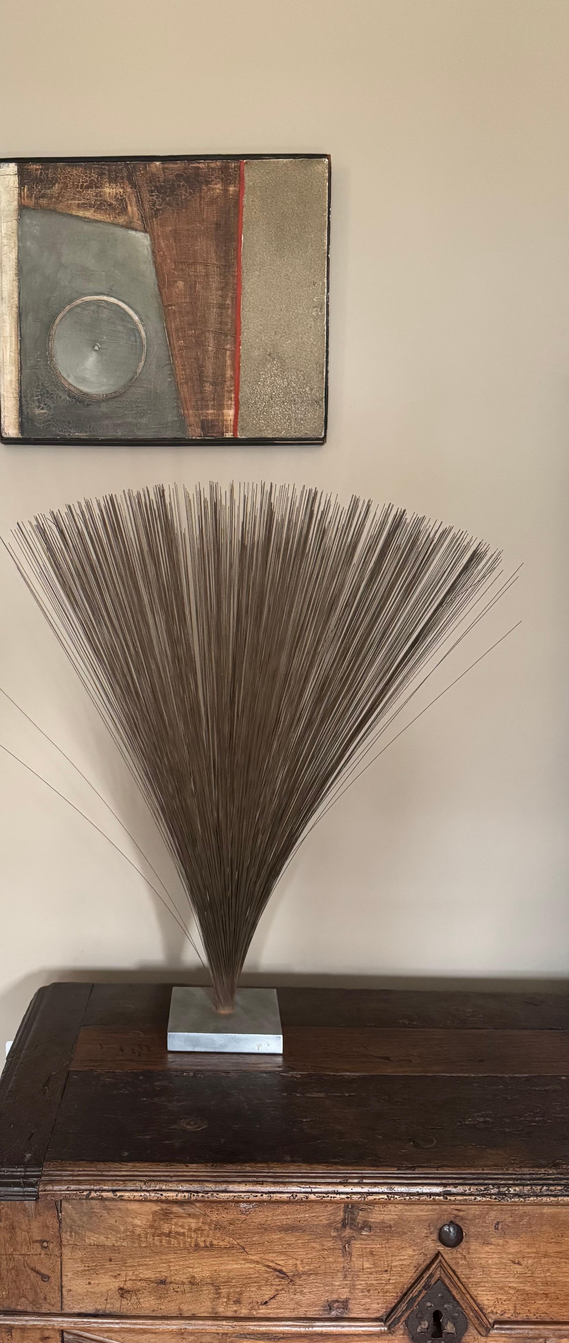 Américain Grande sculpture Spray dans le style de Harry Bertoia c.1970. en vente