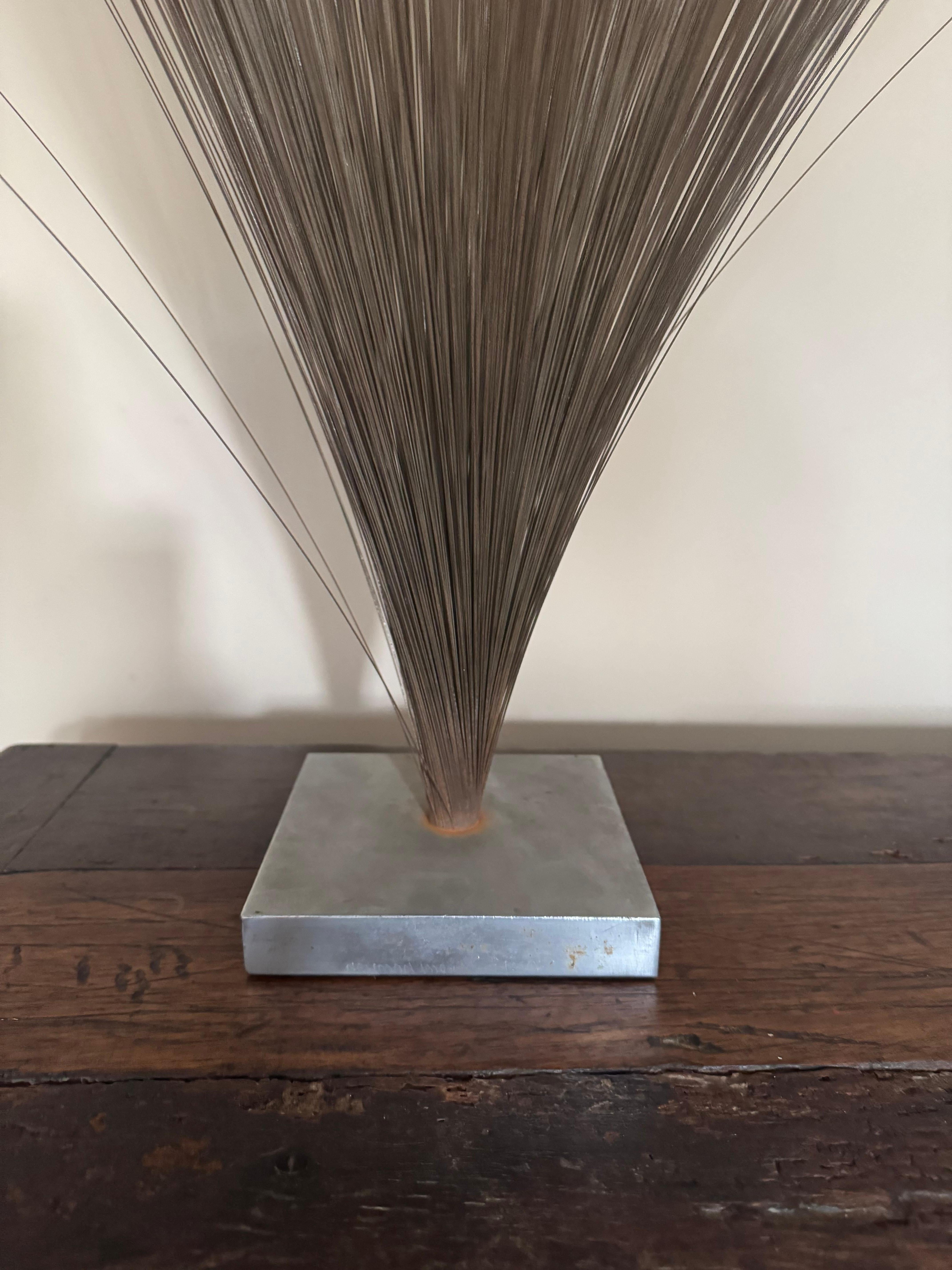 Ferronnerie Grande sculpture Spray dans le style de Harry Bertoia c.1970. en vente