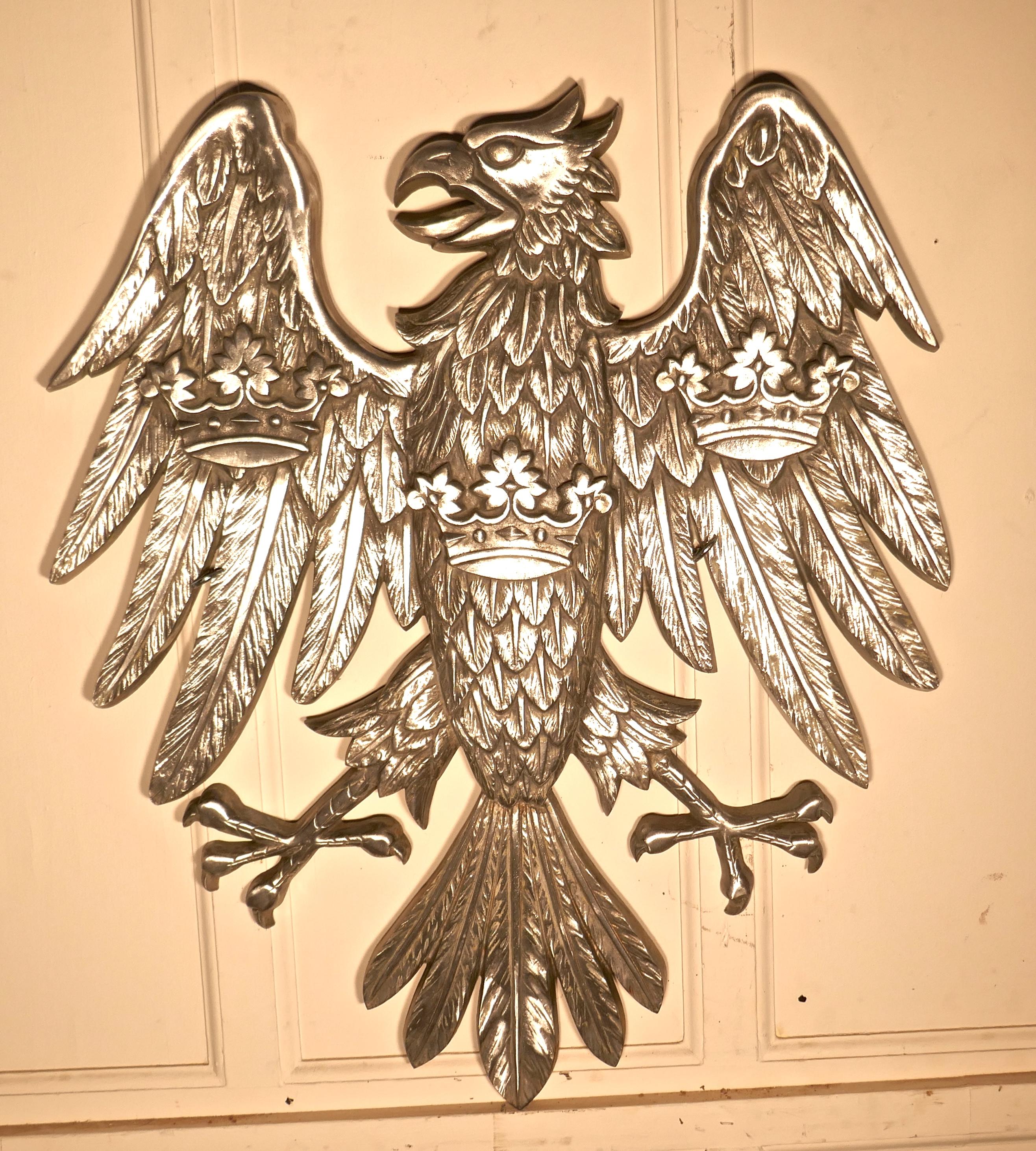 Große ausgebreitete Adler-Wandplakette, Wappenschild des Handels im Angebot 1