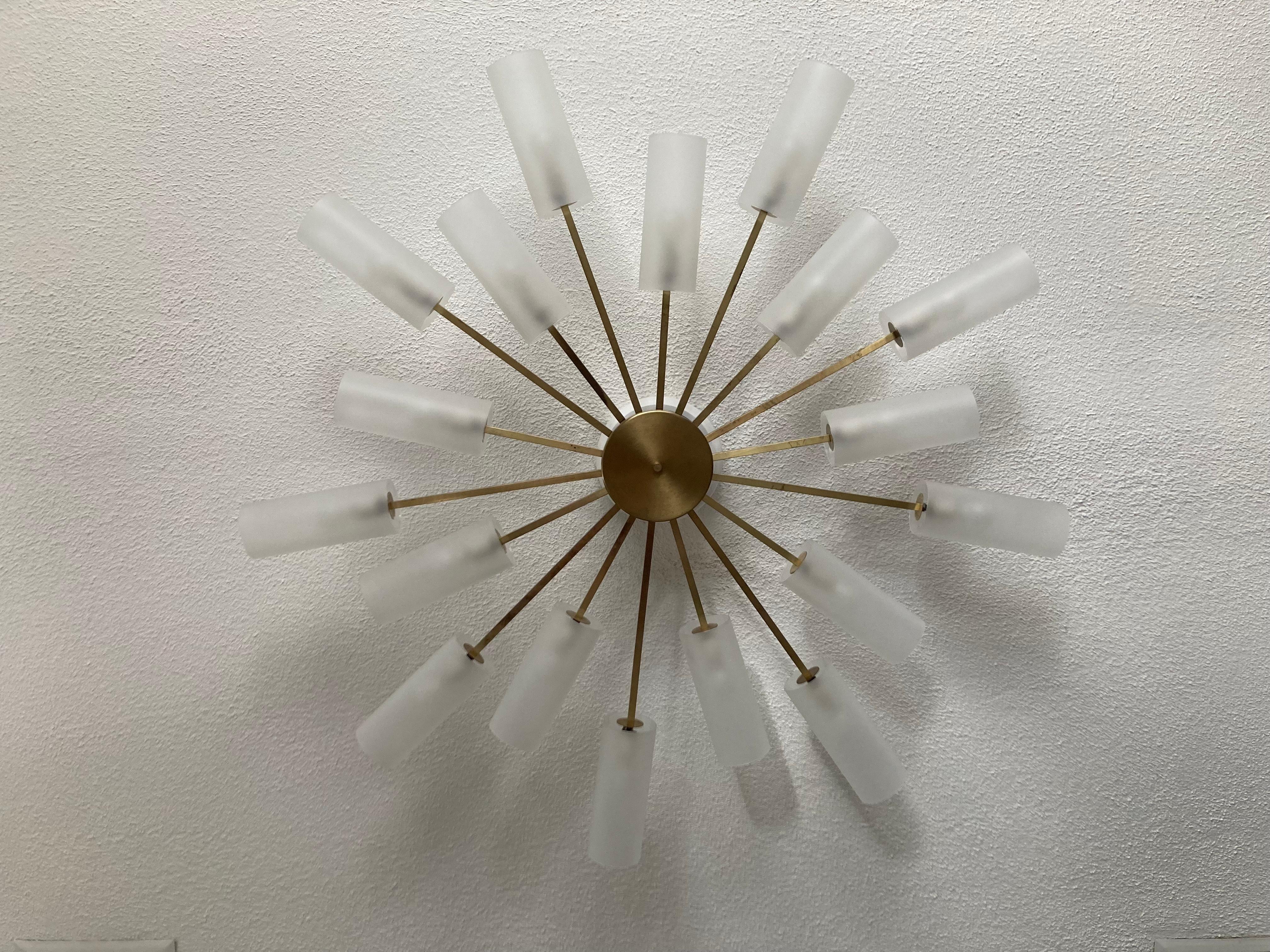 Large Sputnik Chandelier, Brass and Frosted Glass, 1950s Italy In Good Condition For Sale In Miami, FL
