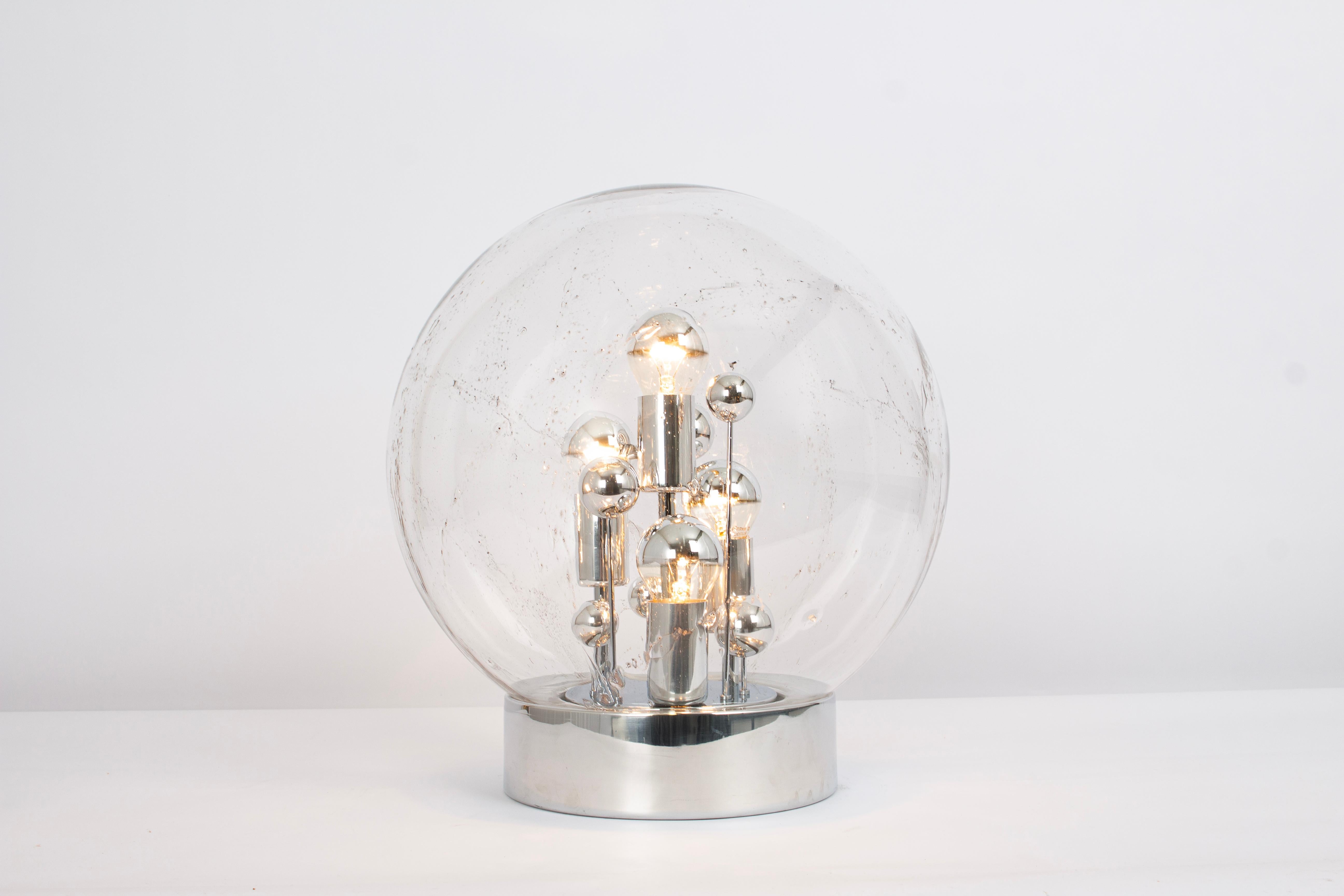 Vetro soffiato Lampada da tavolo Sputnik Grande Ball  da Doria, Germania, anni '70 in vendita