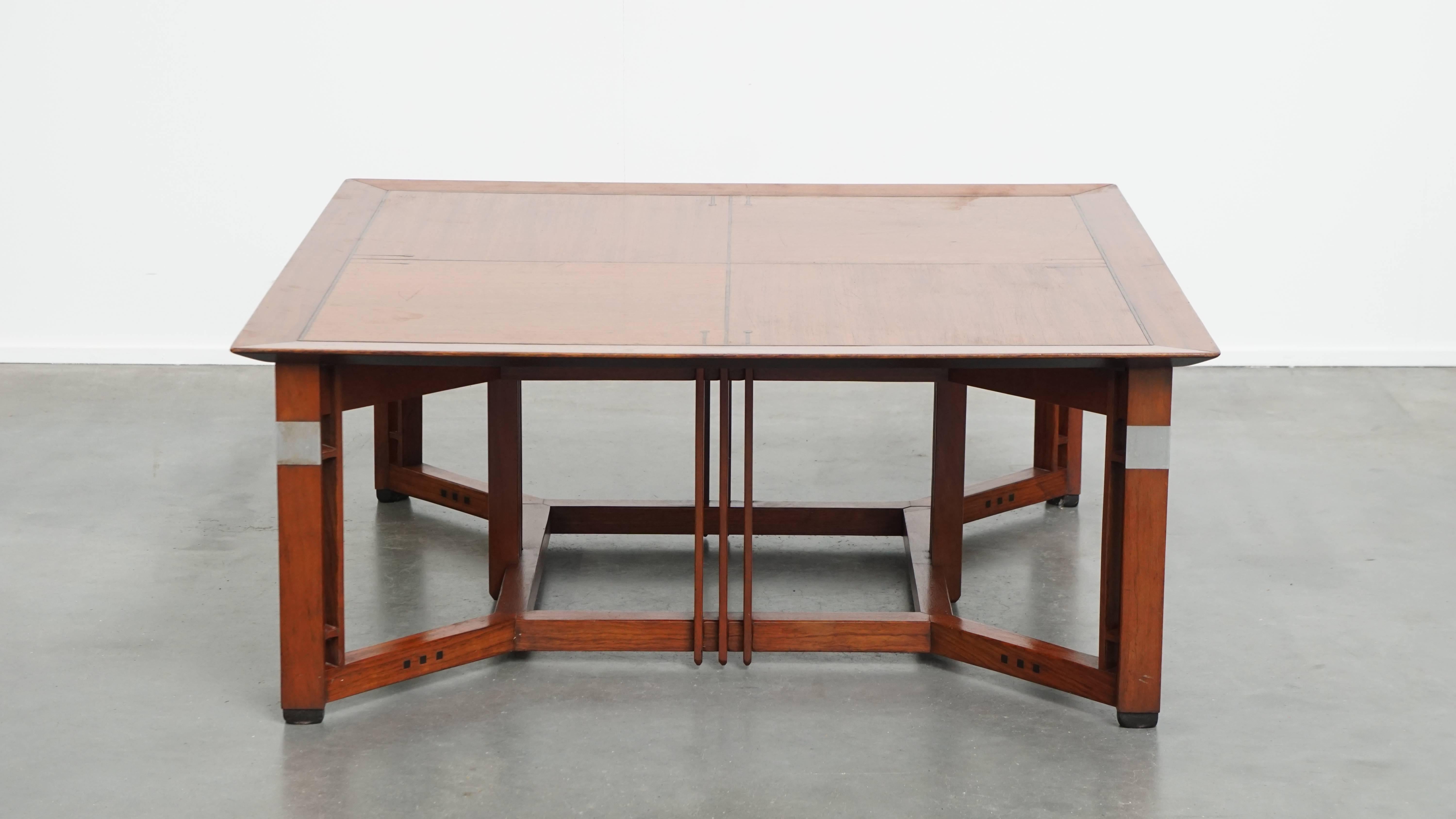 Großer quadratischer Art Deco Couchtisch im Zustand „Gut“ im Angebot in Harderwijk, NL