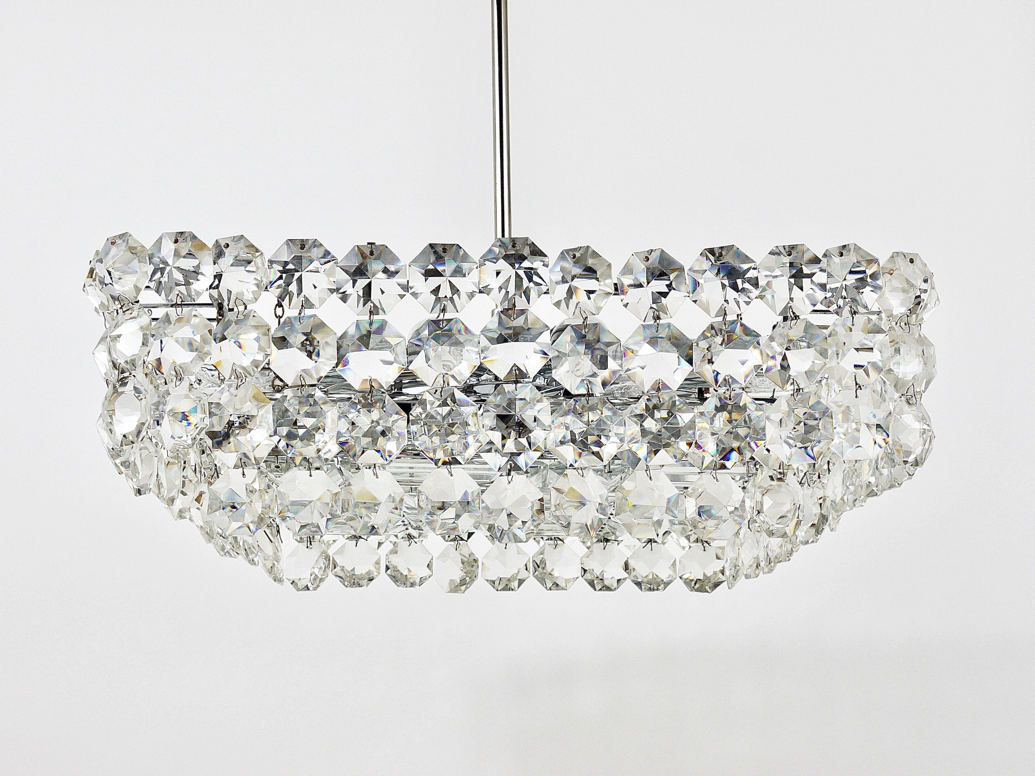 20th Century Large Square Bakalowits Chandelier with Diamond-Shaped Crystals, Austria, 1950s For Sale