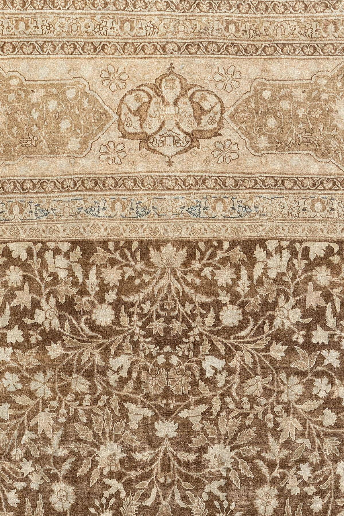 Grand tapis carré persan marron de Tabriz Bon état - En vente à New York, NY