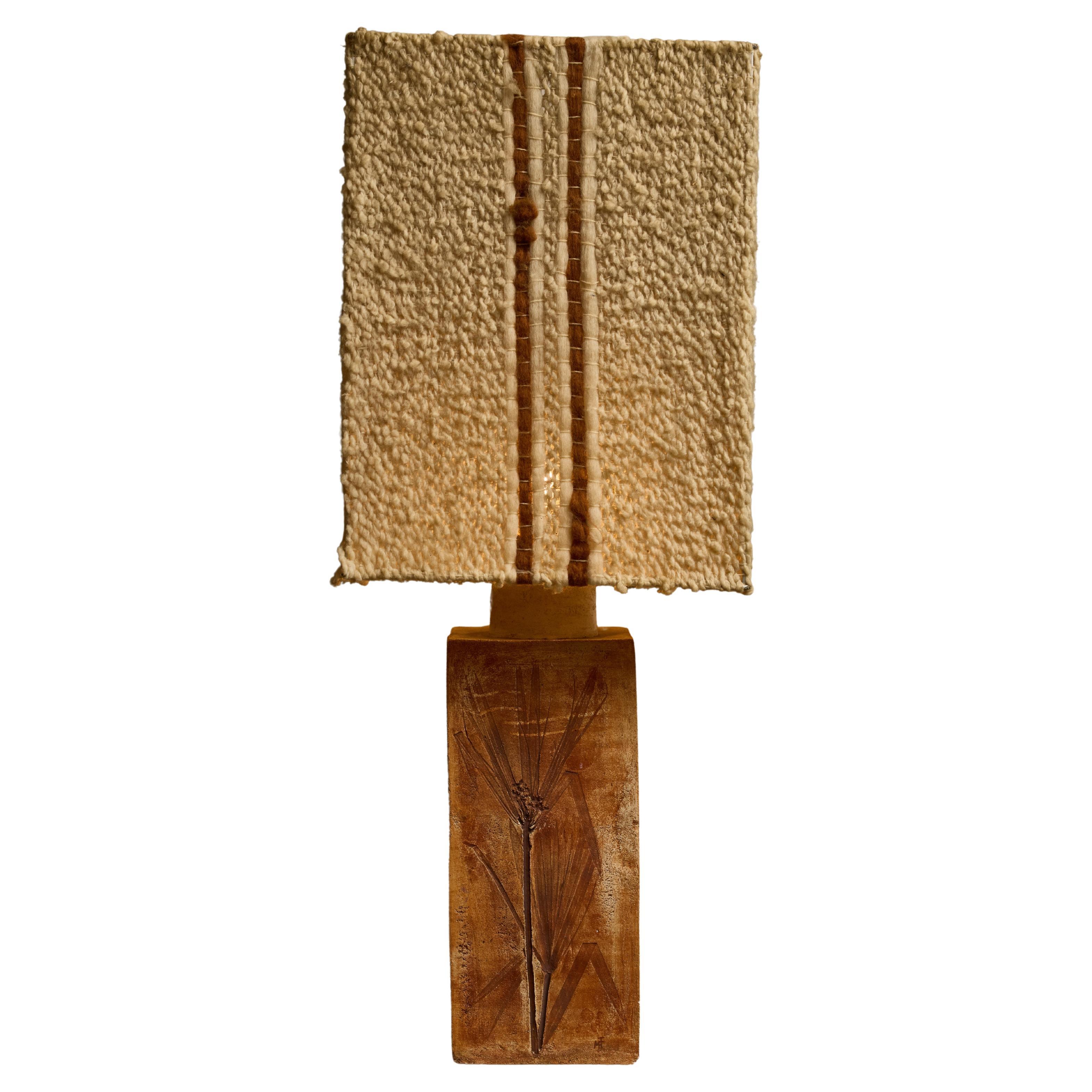 Grande lampada da tavolo quadrata in ceramica con paralume originale