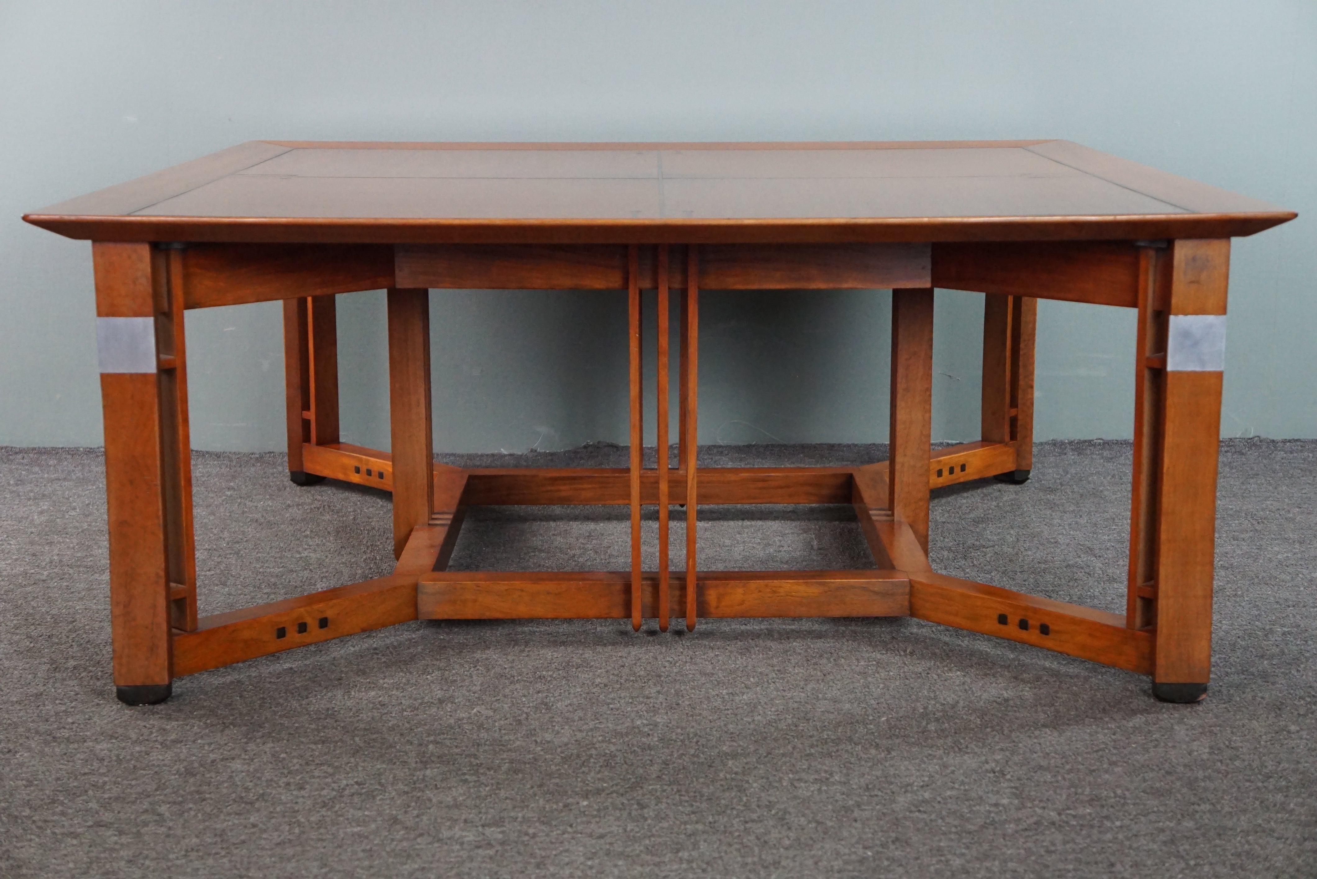 Large square coffee table from Schuitema's Decoforma series. For Sale 1