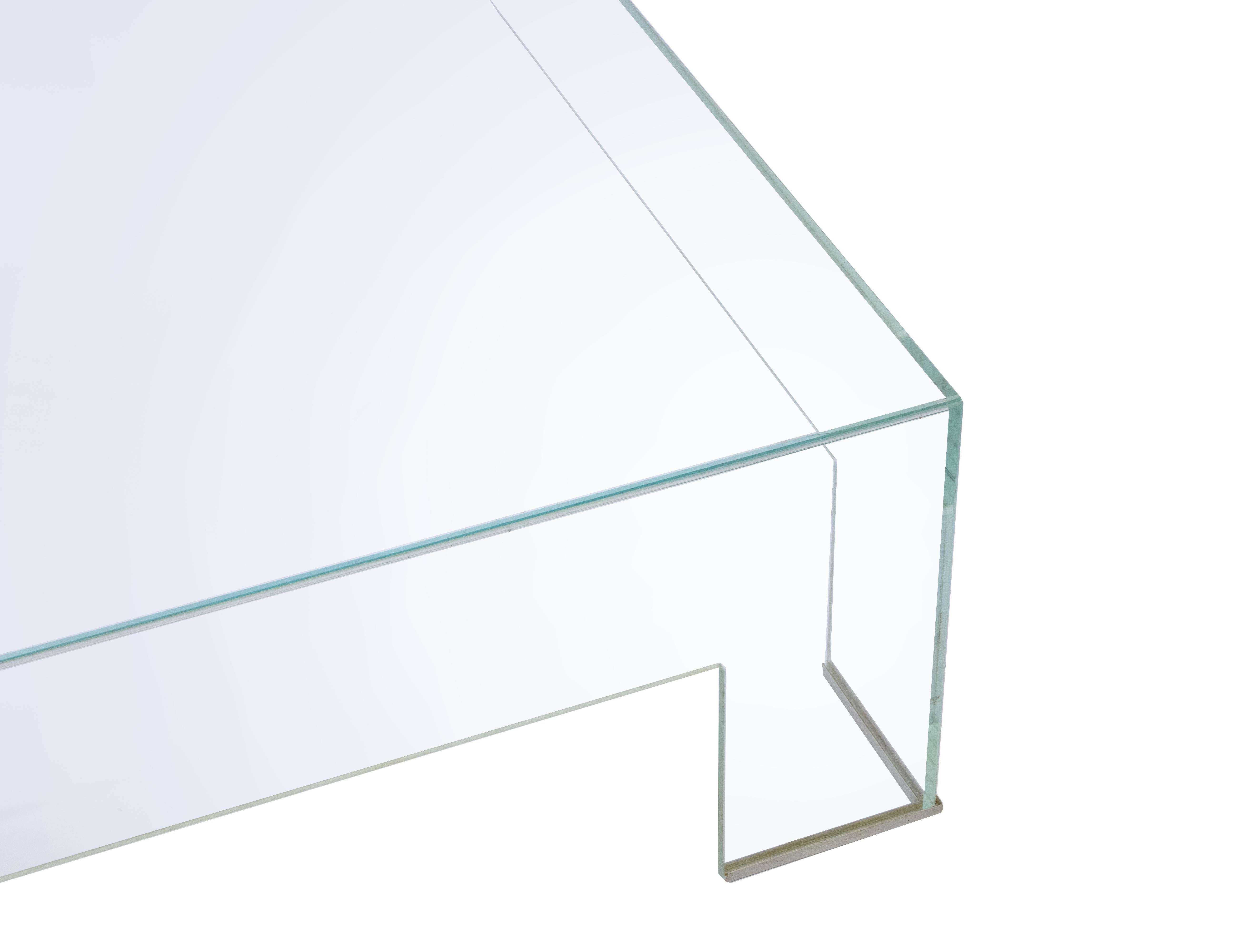 Late 20th Century Large Square Coffee Table in Transparent Glass, Italy, 1980s For Sale
