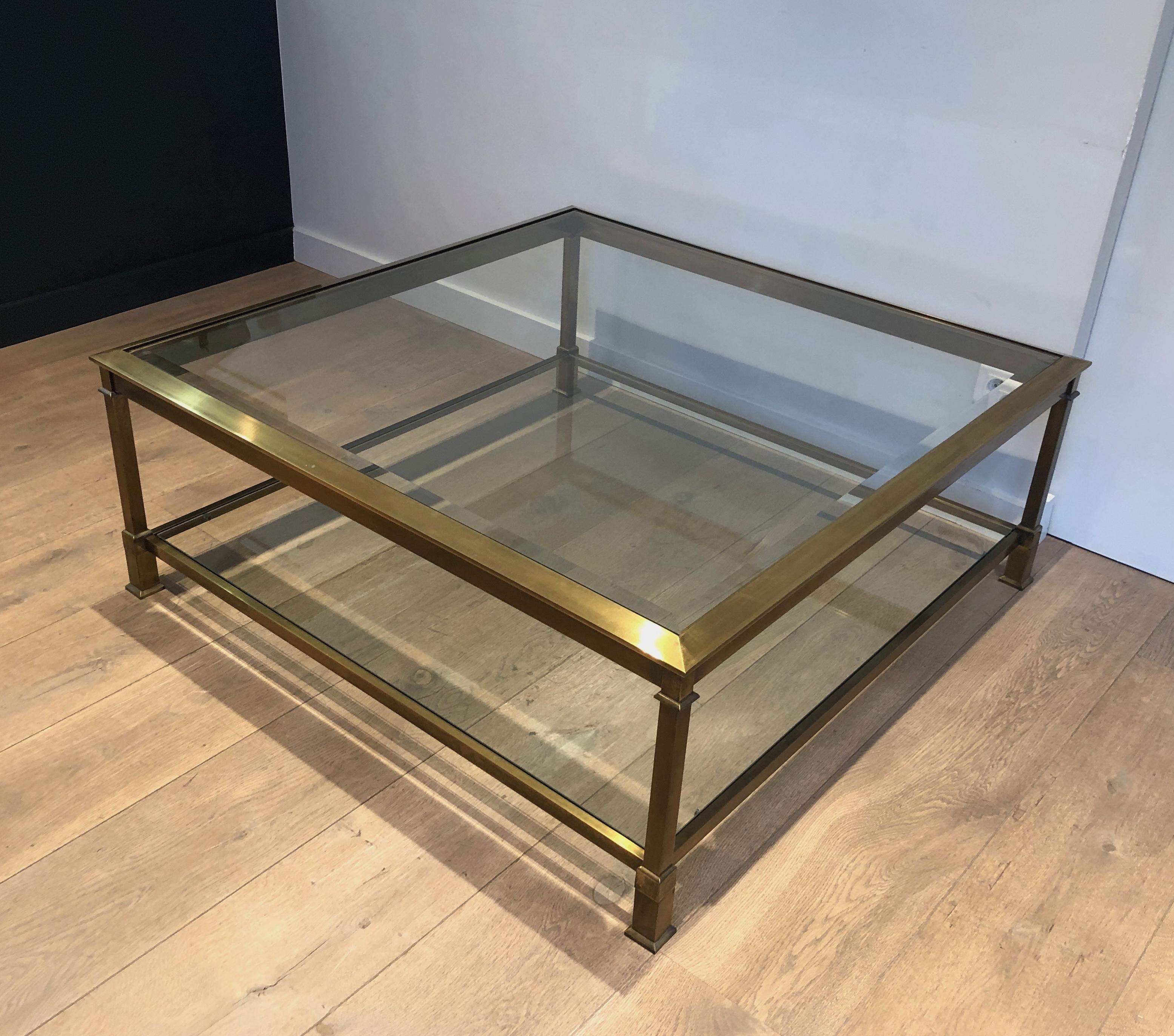 Großer quadratischer Couchtisch aus gold patiniertem, patiniertem Stahl im Angebot 5