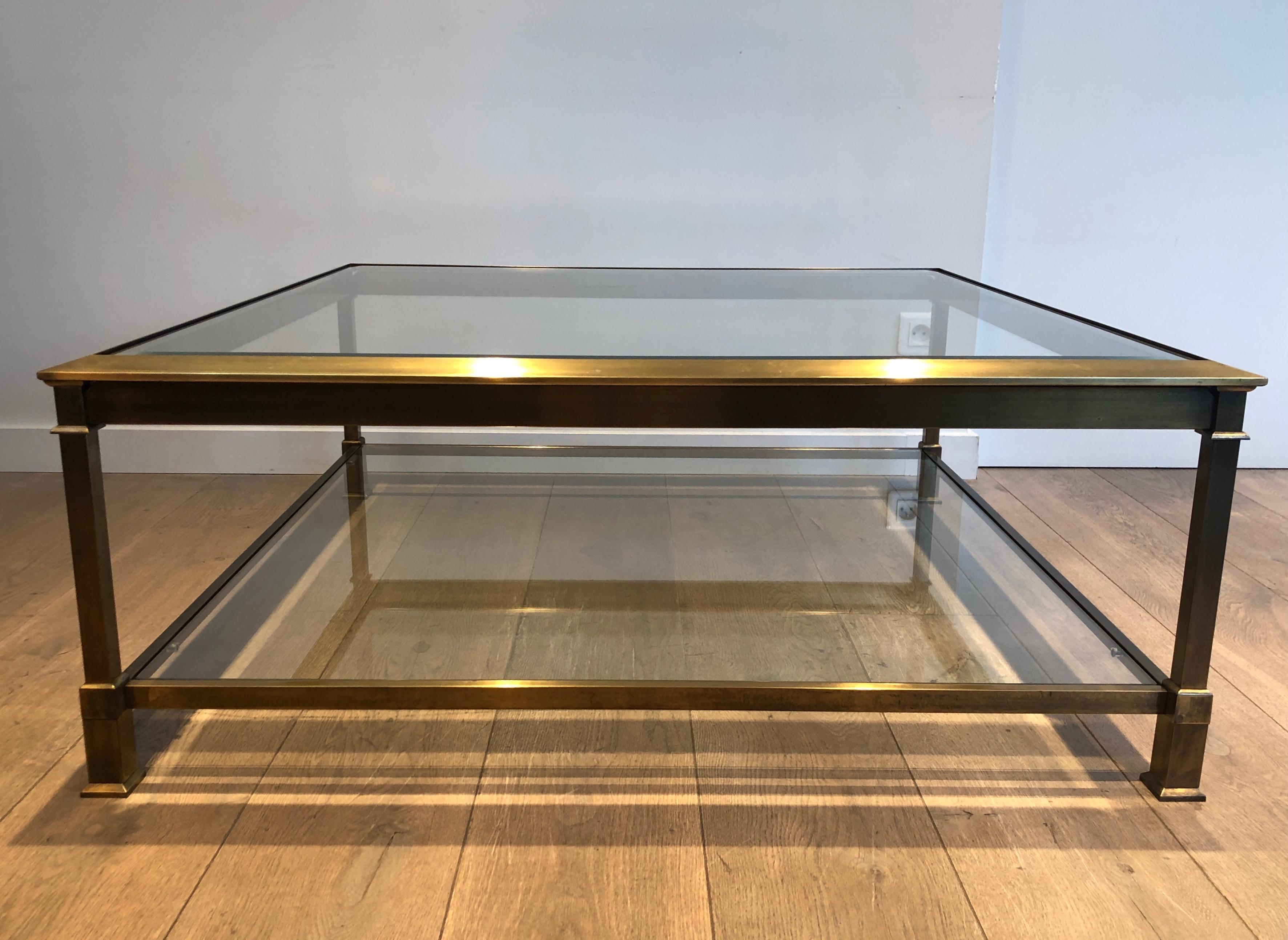 Großer quadratischer Couchtisch aus gold patiniertem, patiniertem Stahl (Moderne der Mitte des Jahrhunderts) im Angebot