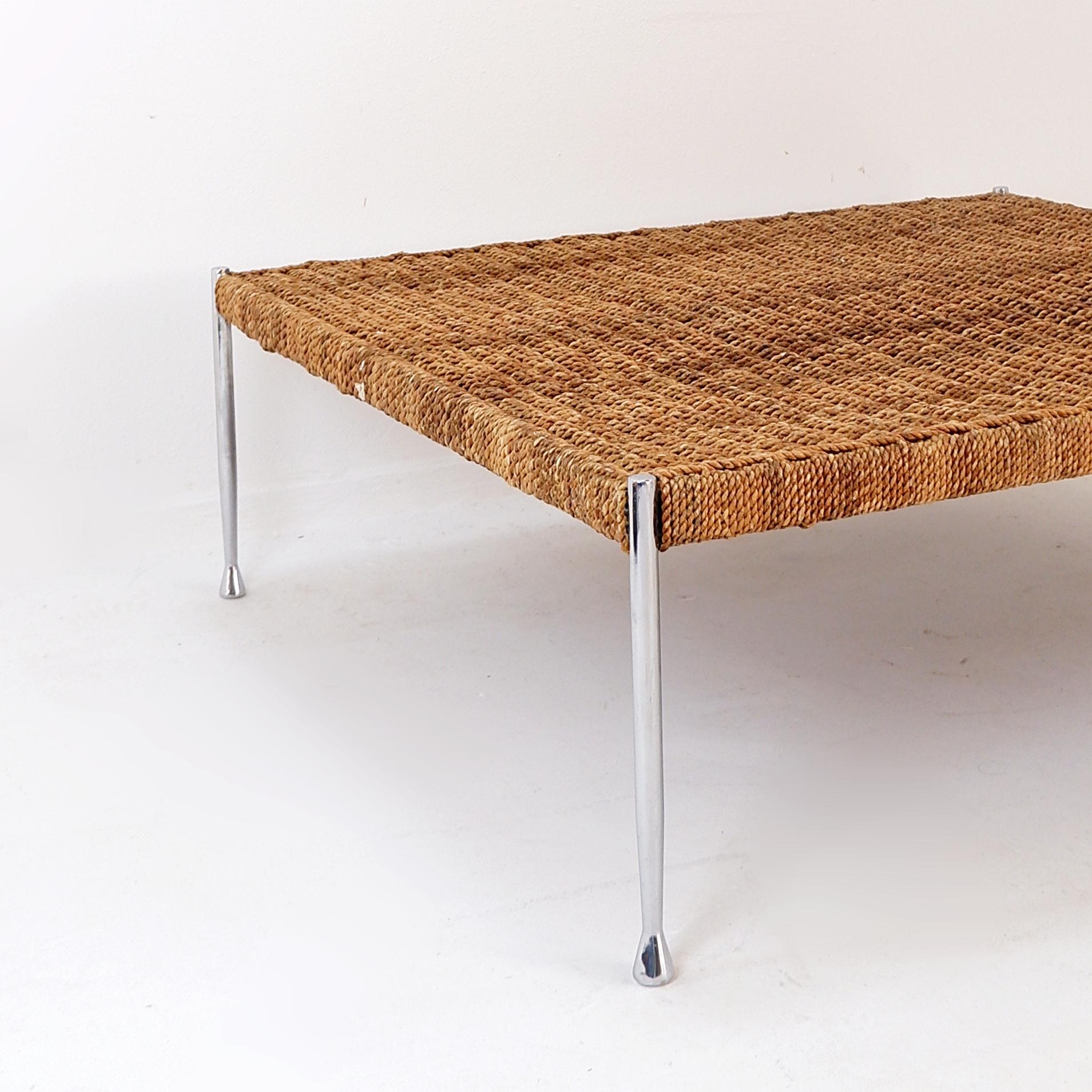 Large Square coffee table - Rope top In Good Condition For Sale In Linkebeek, BE