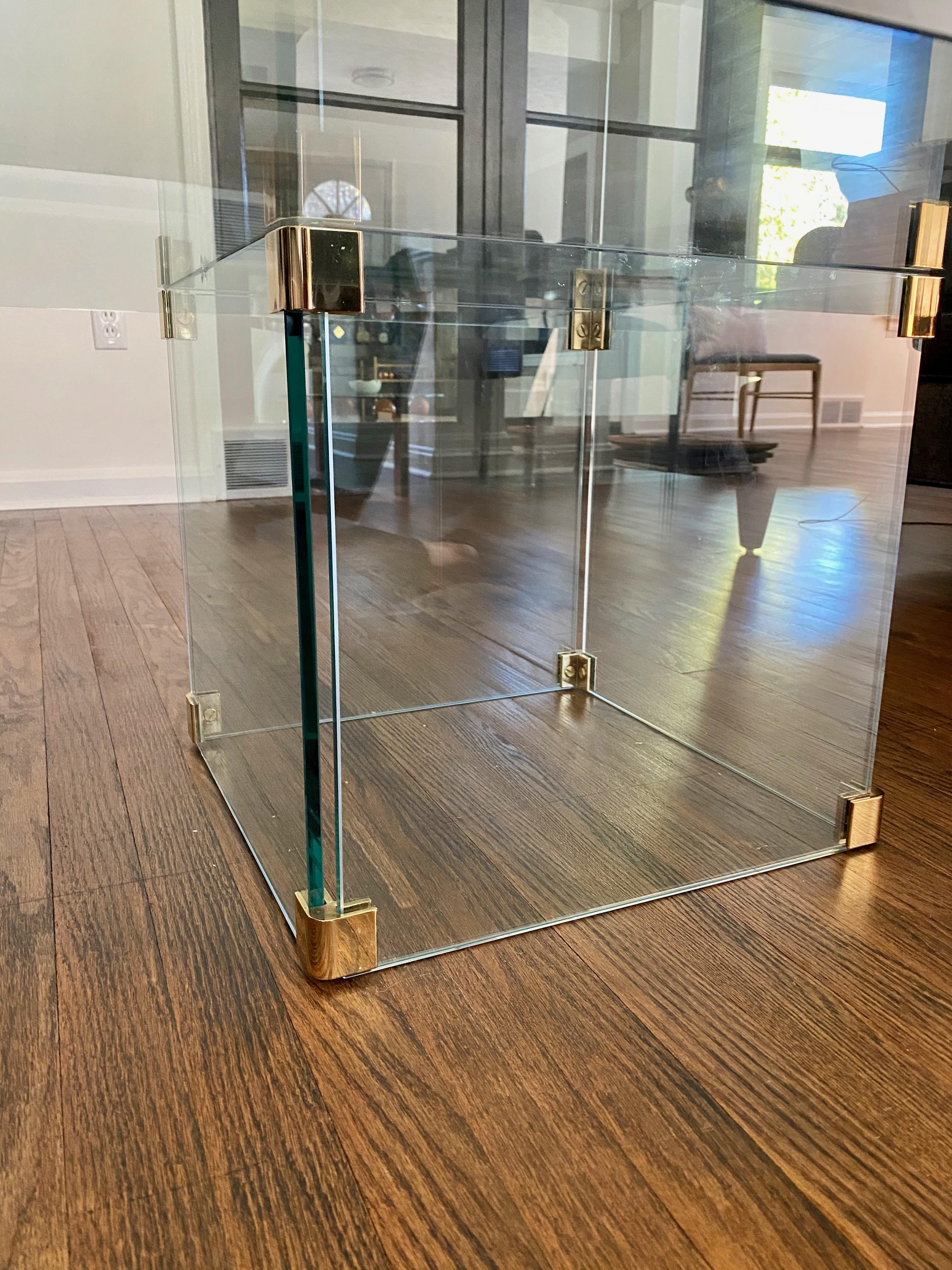 Grande table basse carrée en verre dans le style de Leon Rosen pour Pace Collection en vente 5