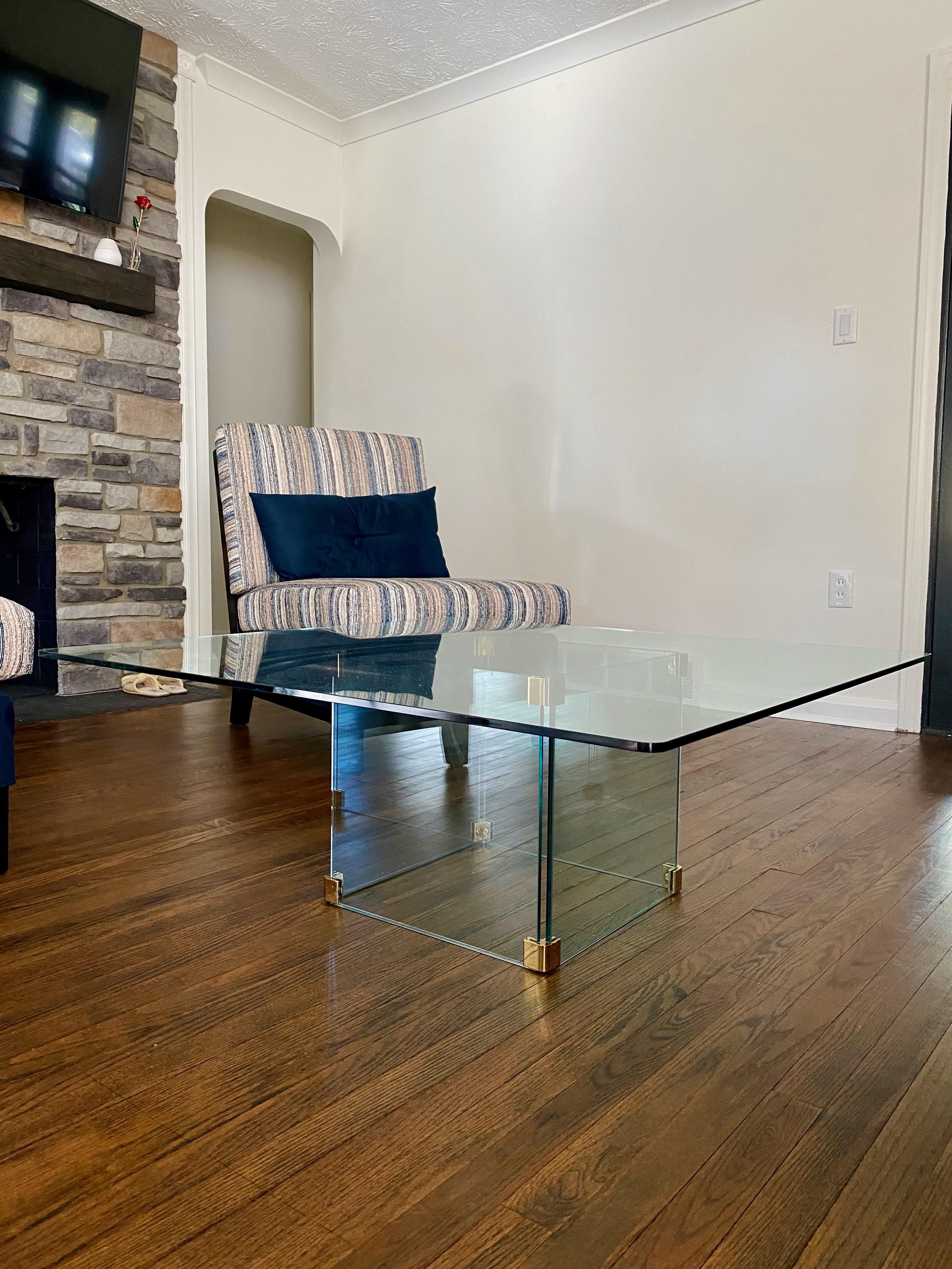 Grande table basse carrée en verre dans le style de Leon Rosen pour Pace Collection Bon état - En vente à Medina, OH