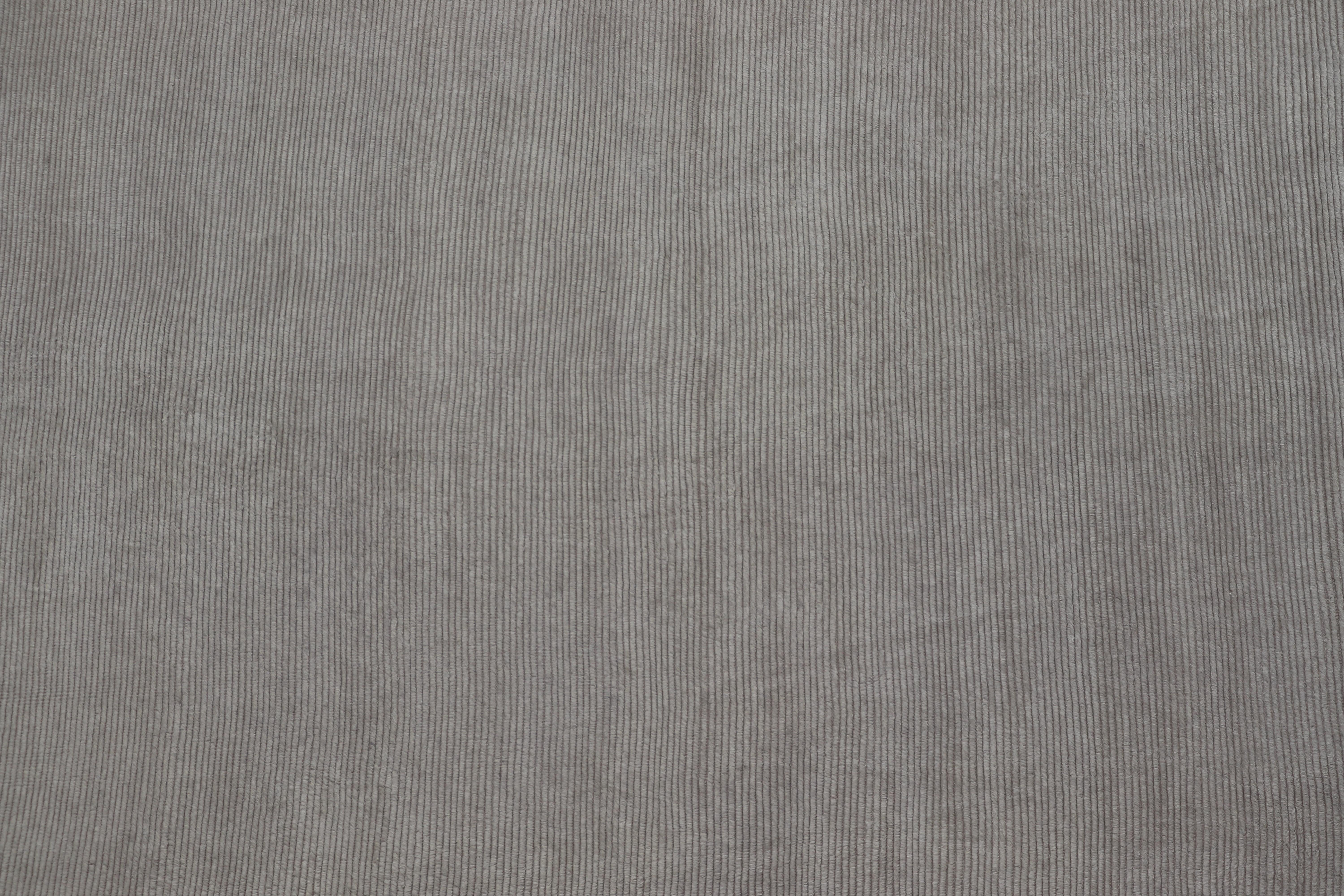 Grand tapis carré moderne avec motif minimaliste  Modèle blanc cassé et beige en vente 3