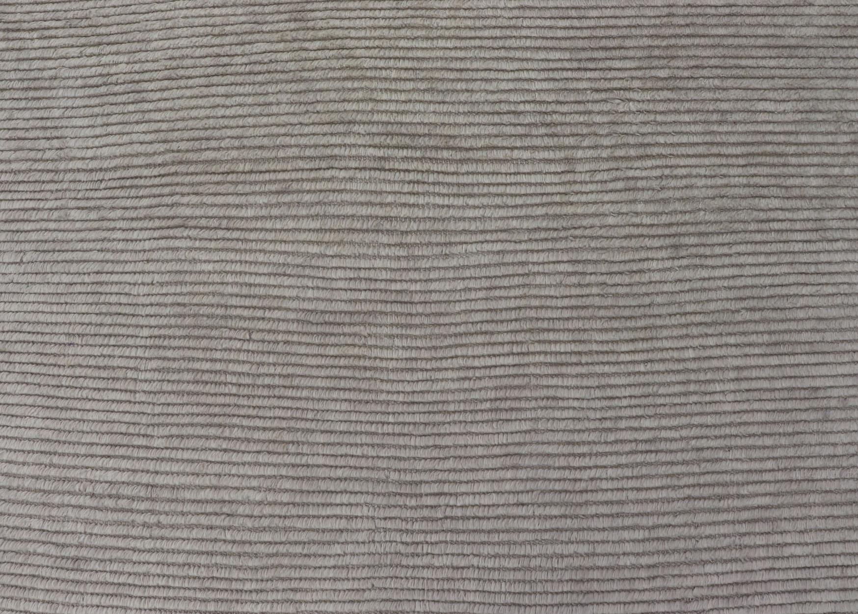 Großer quadratischer moderner Teppich mit minimalistischem  Entwurf in Weiß und Beige (Moderne) im Angebot