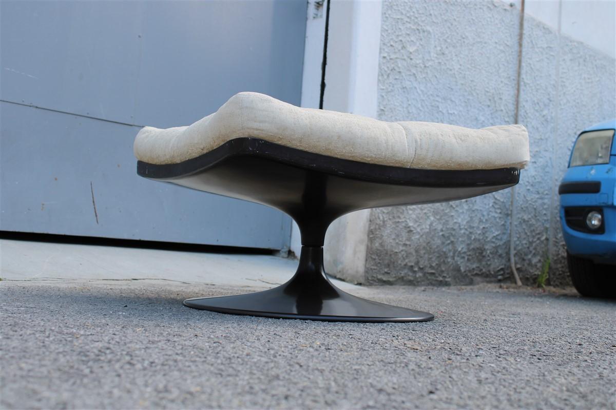 Large Square Vintage Stool 1960 Knoll Style Italian Design Velvet Cushion In Good Condition For Sale In Palermo, Sicily