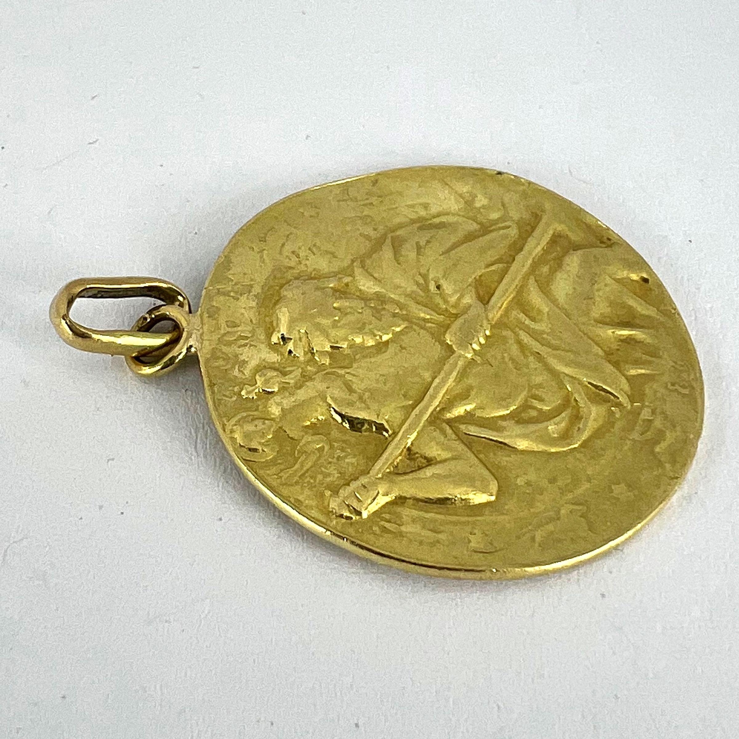 Large St Christopher 18K Yellow Gold Pendant Medal For Sale 12