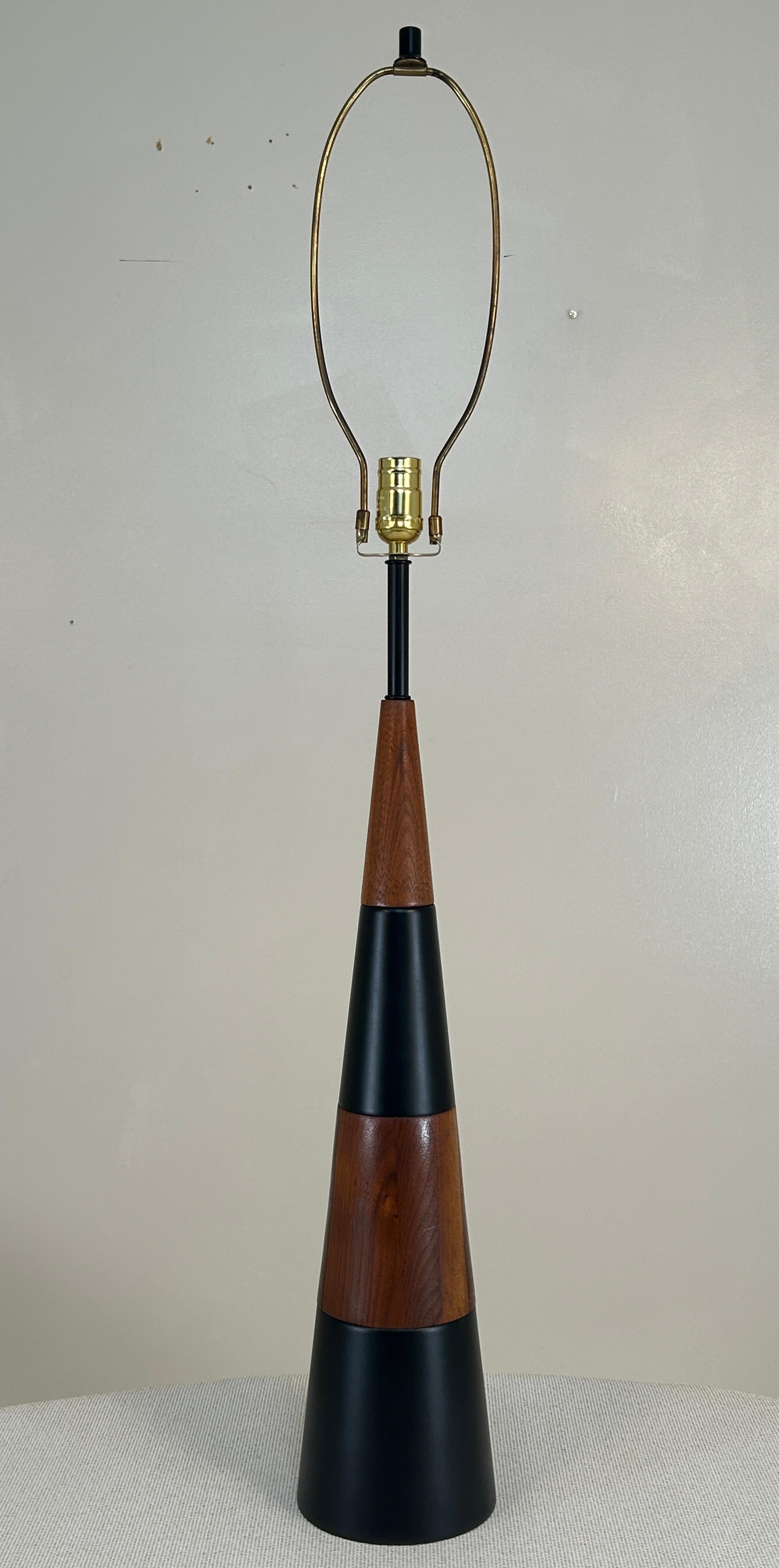Large Table Lamp measuring 43