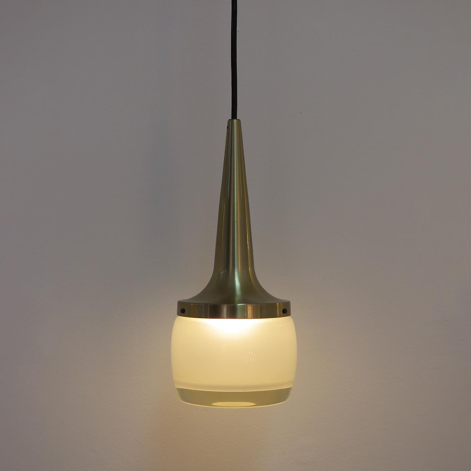 Large Staff Pendant Lights, 1960 In Good Condition In Los Angeles, CA