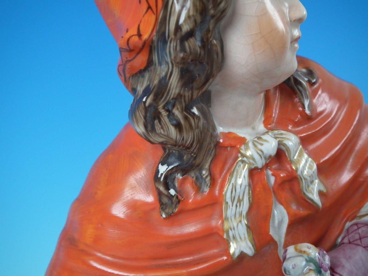 Poteries Grande figurine du Staffordshire représentant le chaperon rouge et le loup en vente