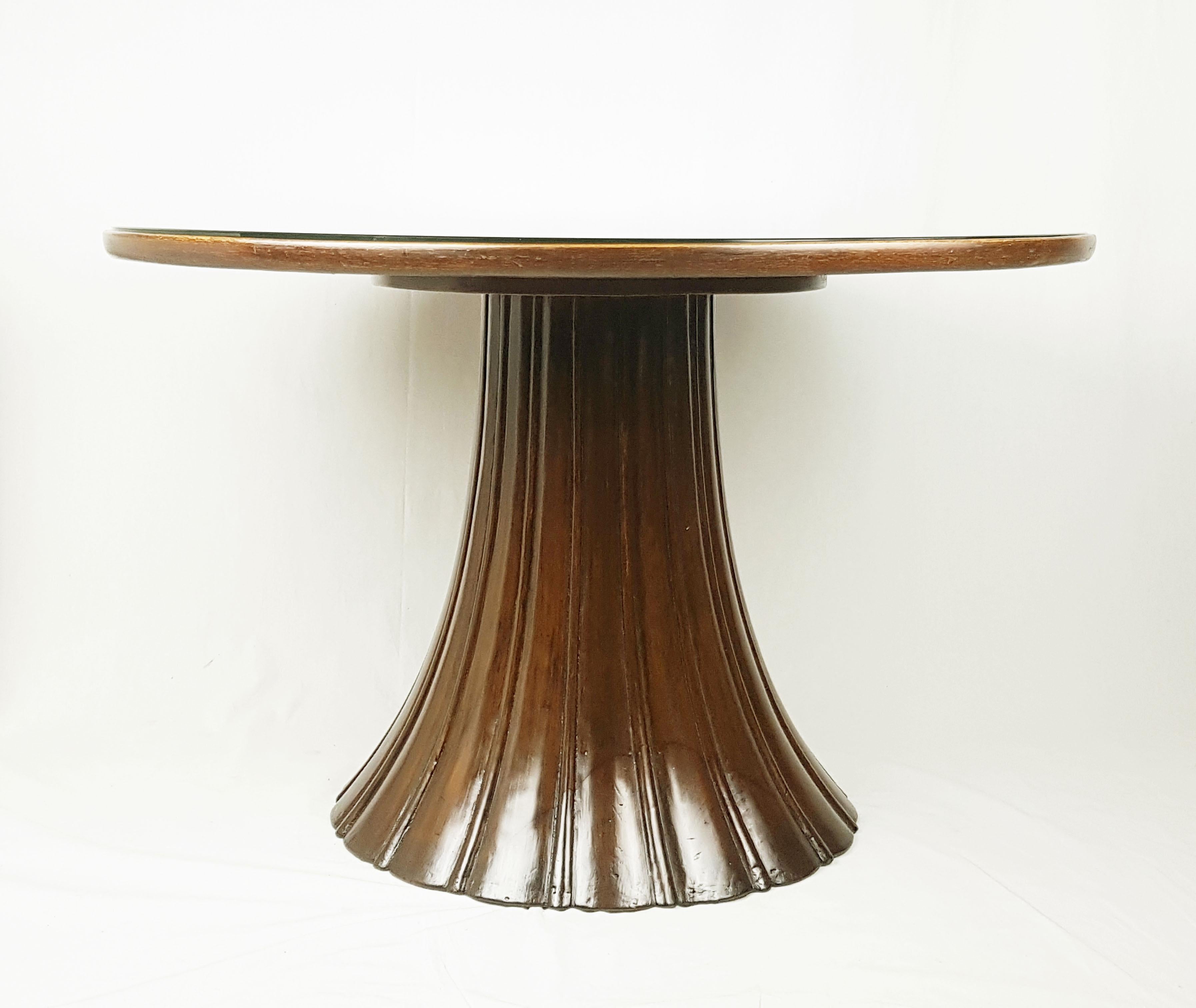 Milieu du XXe siècle Grande table basse en bois teinté et verre des années 1930-1940 attribuée à Guglielmo Ulrich en vente