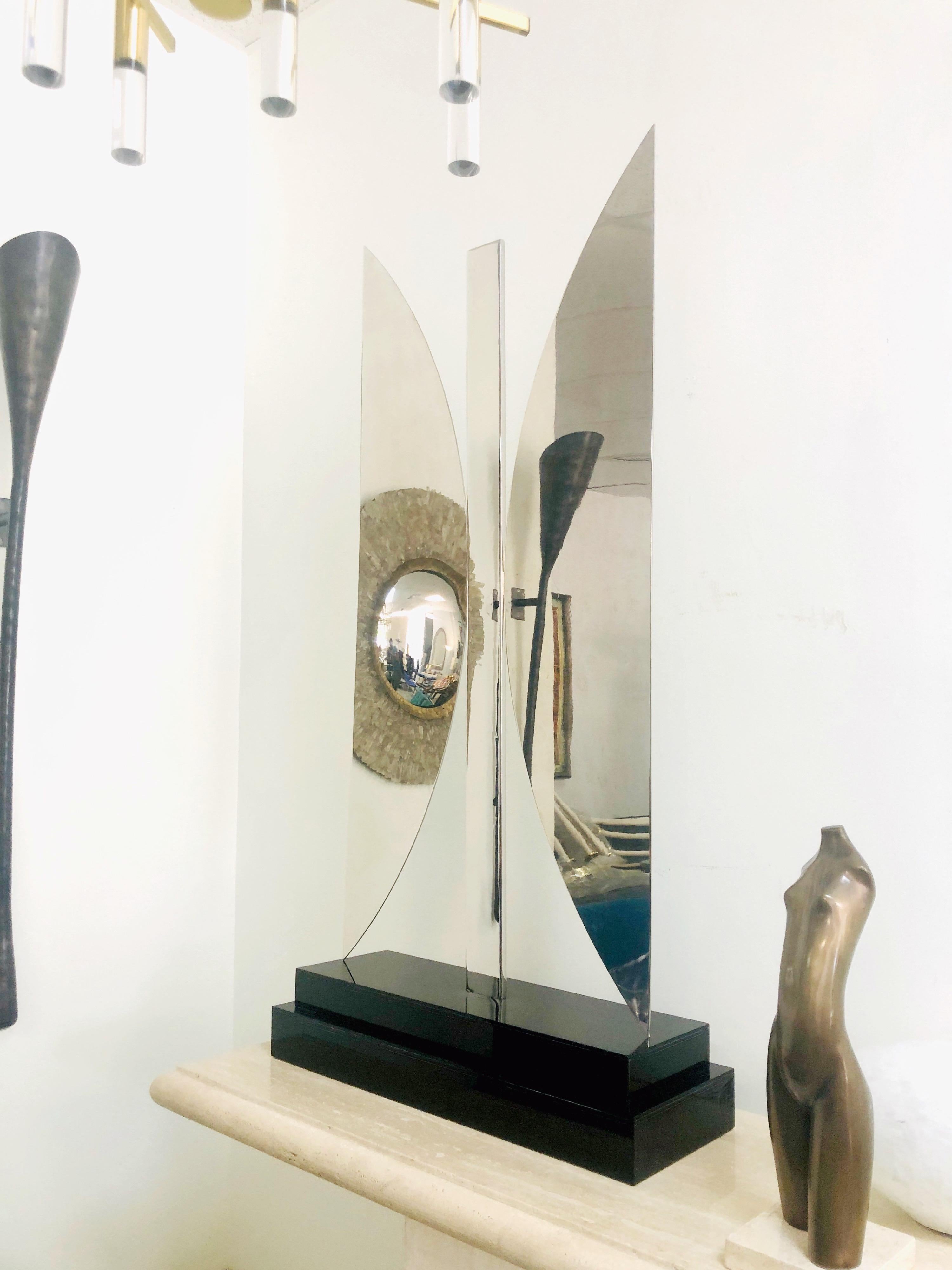 Large Stainless Steel Minimalist Abstract Modern Sculpture In Good Condition For Sale In Miami, FL