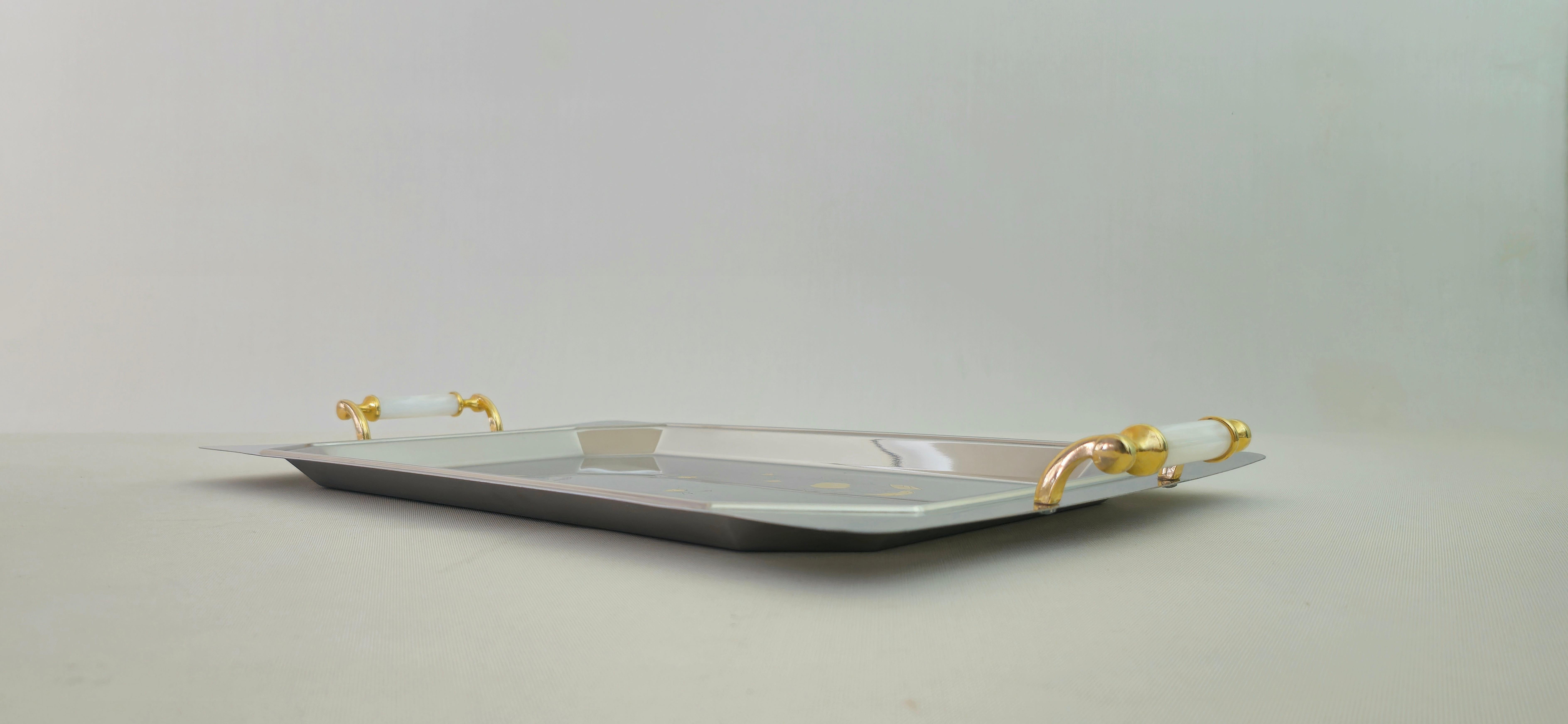 Oro Grande vassoio da portata in acciaio inox con decorazione in oro 24 carati Italia anni '90 in vendita