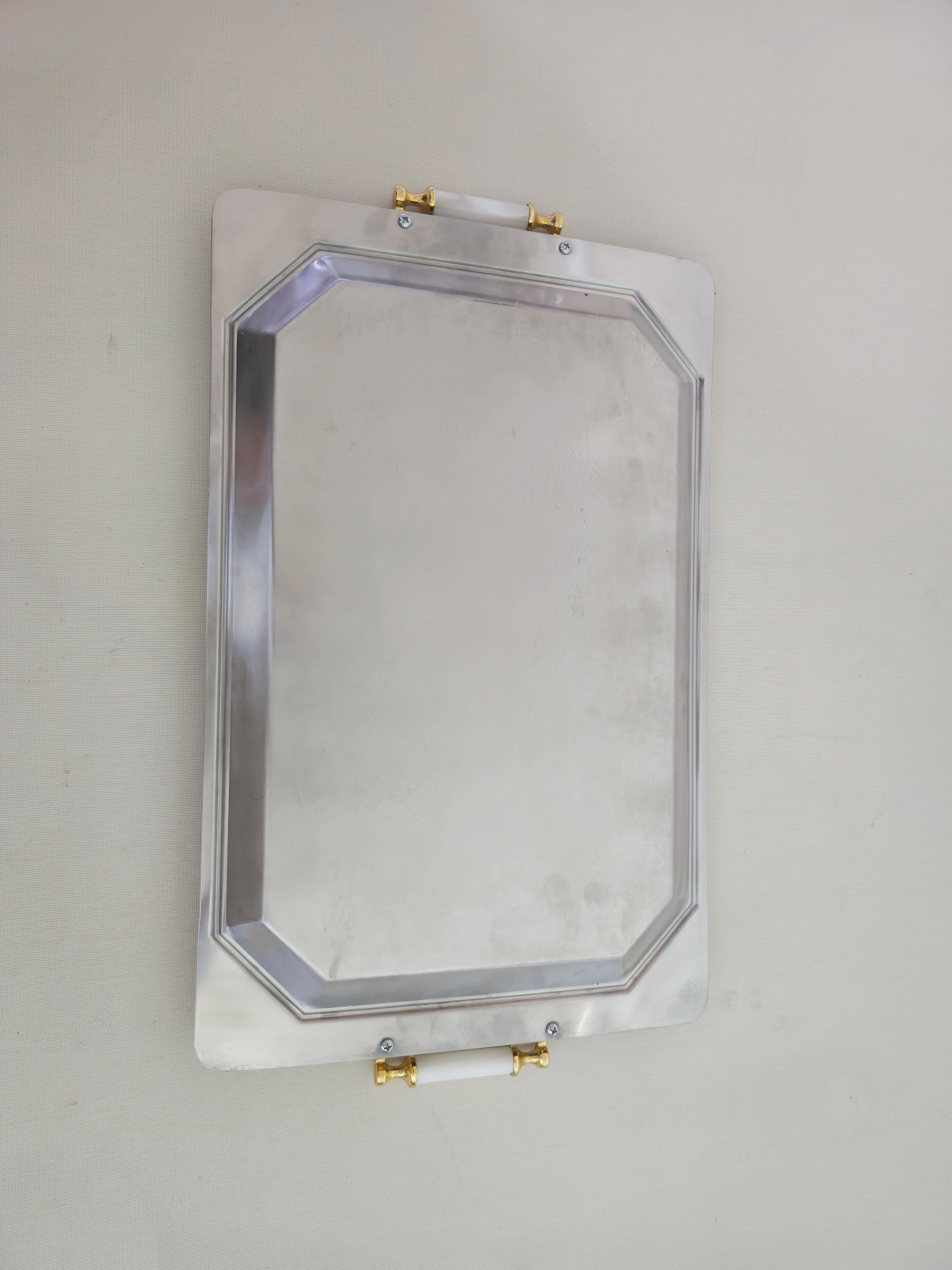 Grande vassoio da portata in acciaio inox con decorazione in oro 24 carati Italia anni '90 in vendita 2