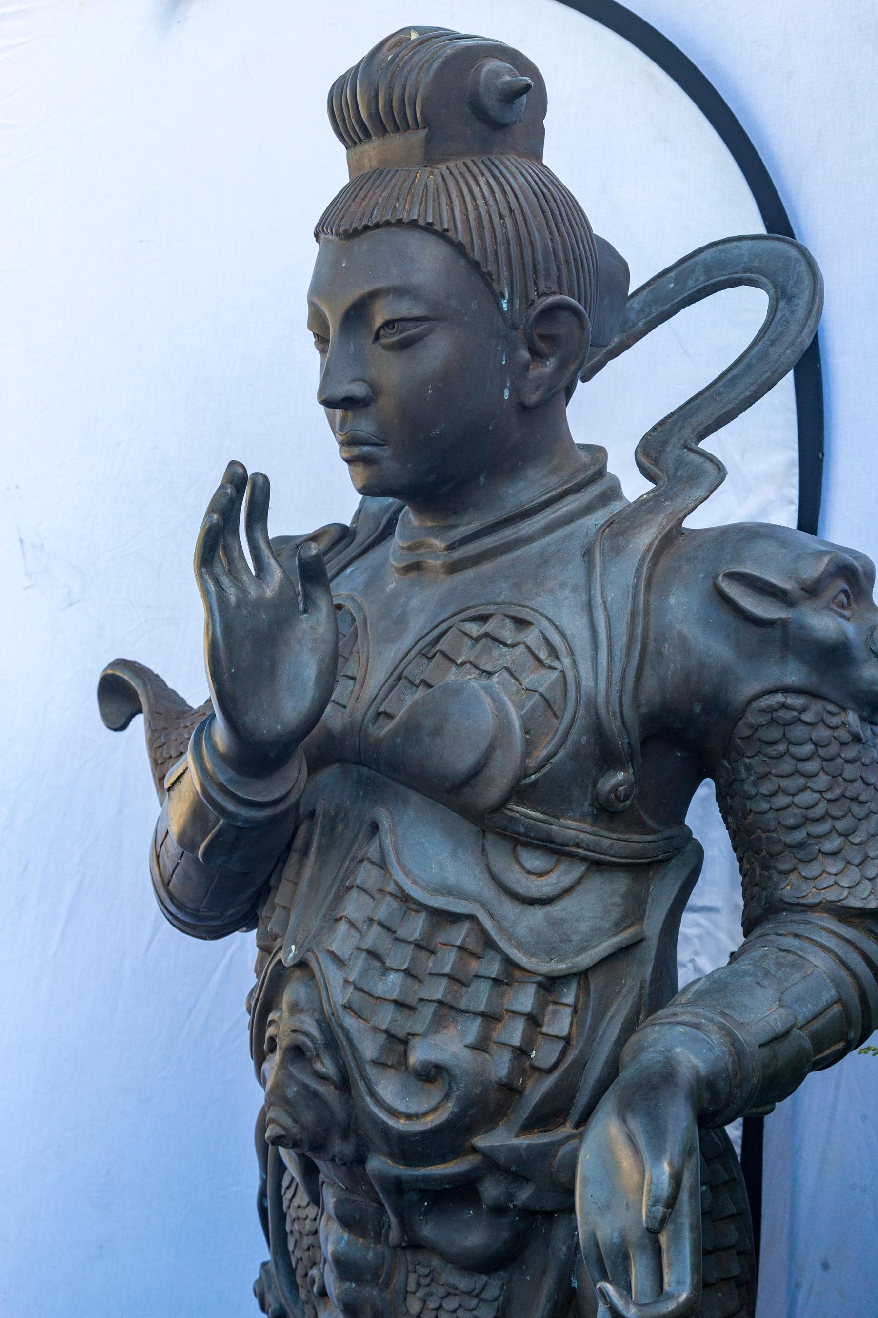 Large Standing Bronze Figure of a Chinese Soldier For Sale 2