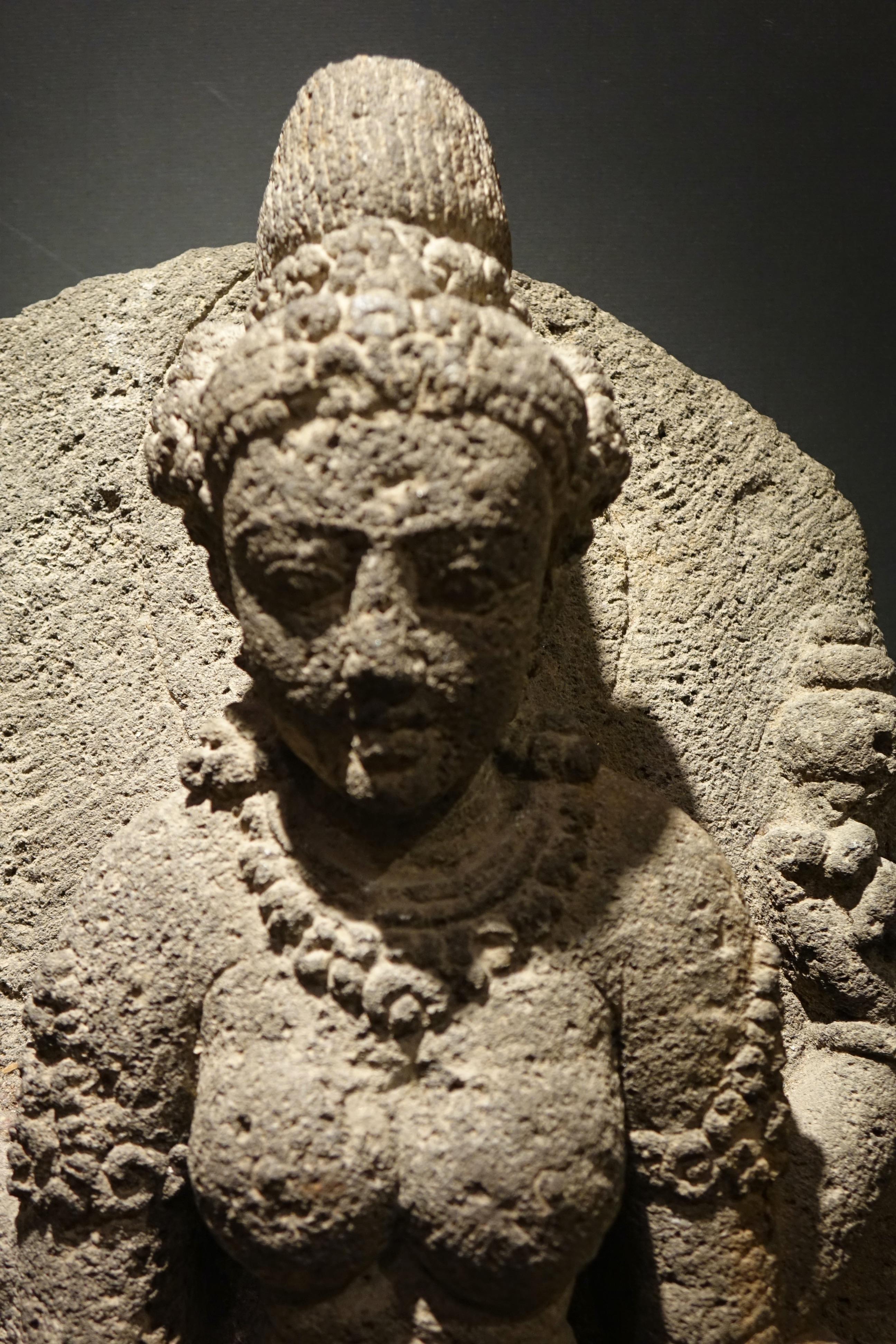 Large Standing Goddess, Volcanic Stone, 13th Century. For Sale 1