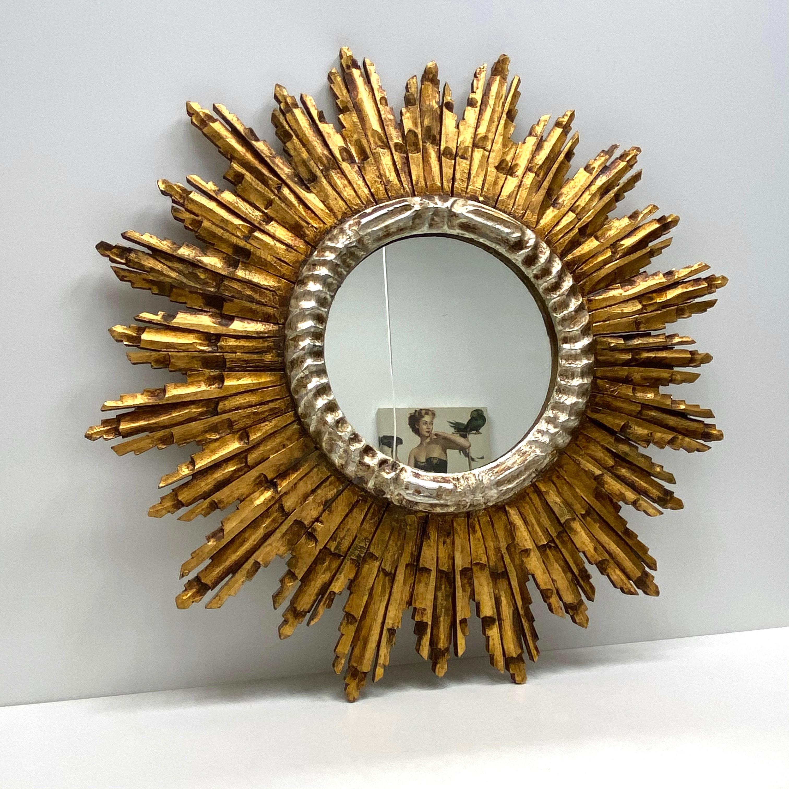 Large Starburst Sunburst Gilded Wood Mirror, circa 1930s 4