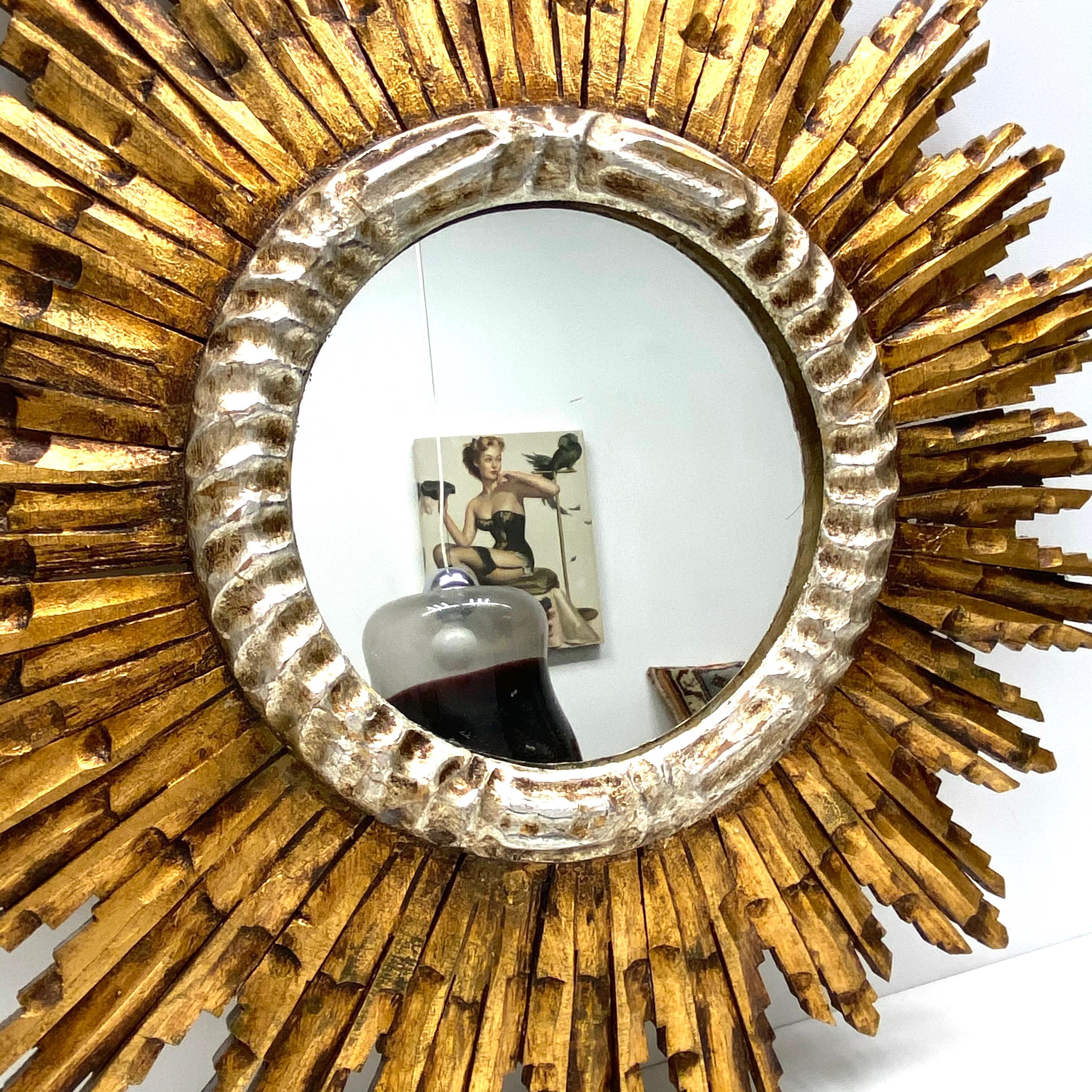 Large Starburst Sunburst Gilded Wood Mirror, circa 1930s 7
