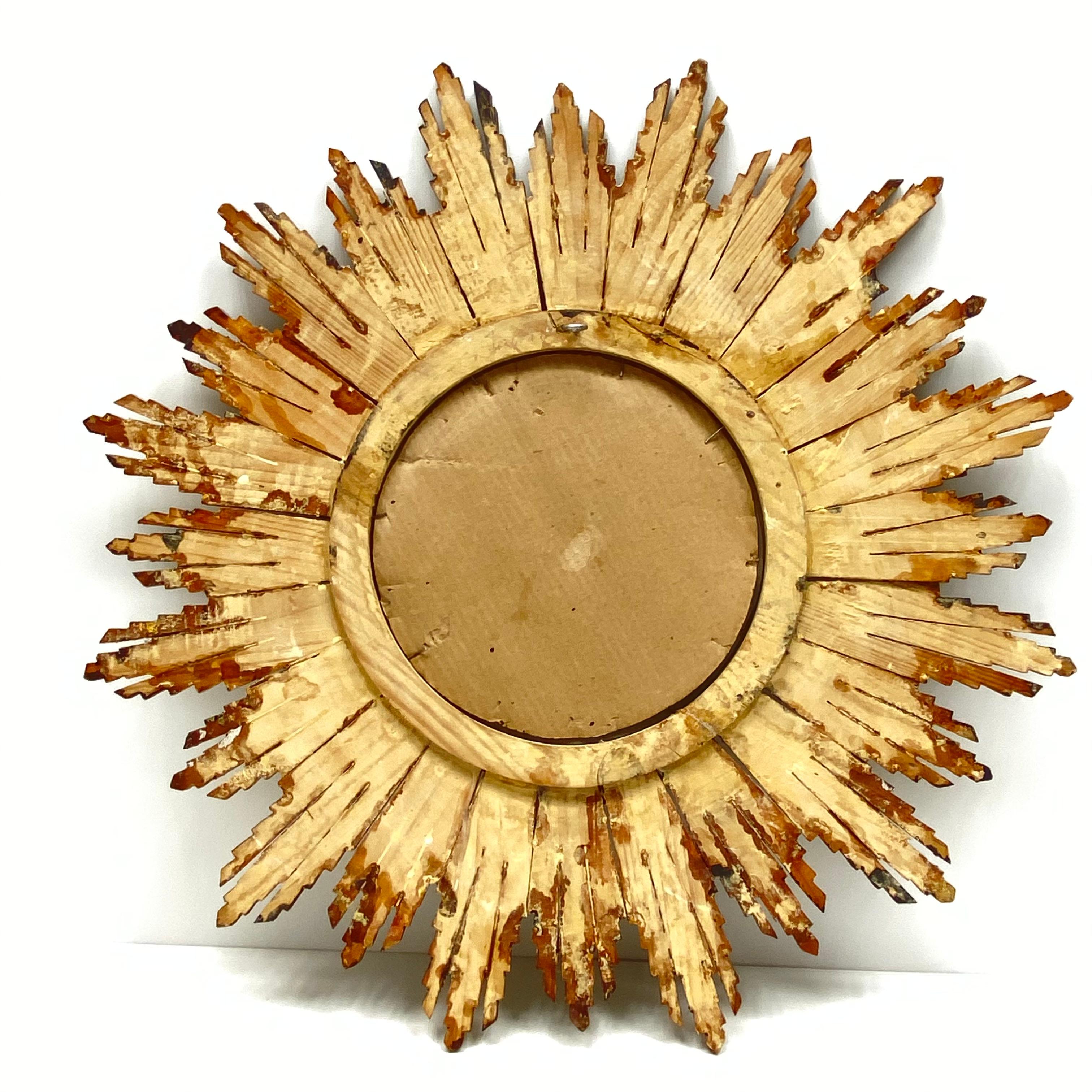 Large Starburst Sunburst Gilded Wood Mirror, circa 1930s 3