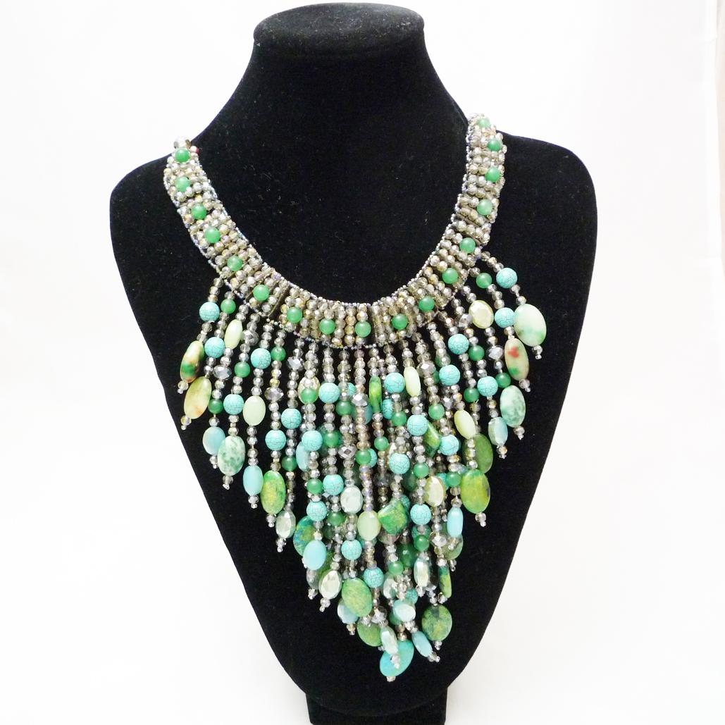 Modern large statement-collier, tourquiose and Swarovsky pearls, eyecatcher in green For Sale