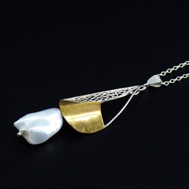 Moderne Grand pendentif en filigrane en or, argent et perles pour la navigation de plaisance en vente