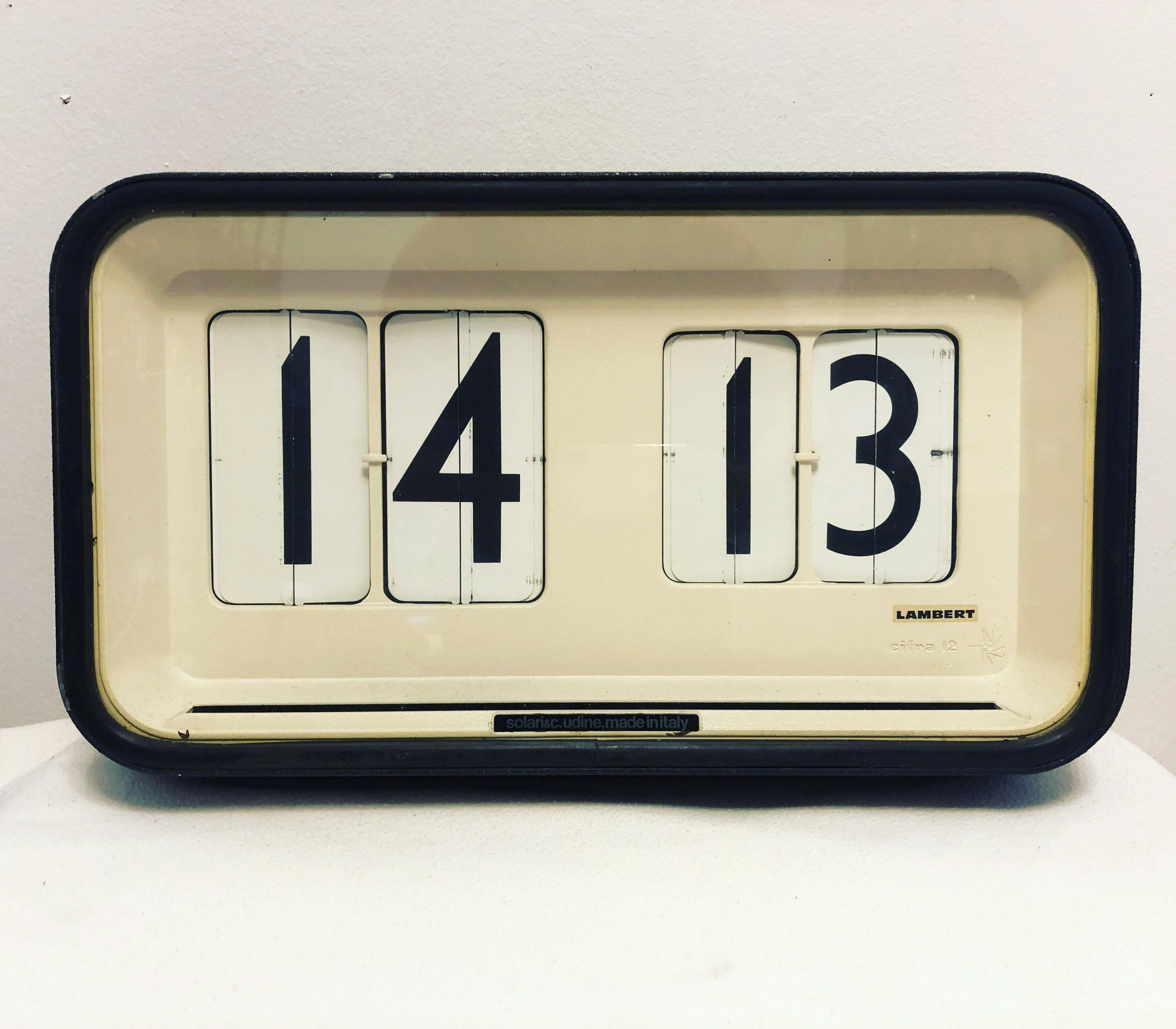 Mid-20th Century Large Station, Airport, Factory Wall Flip Clock by Gino Valle for Solari Udine