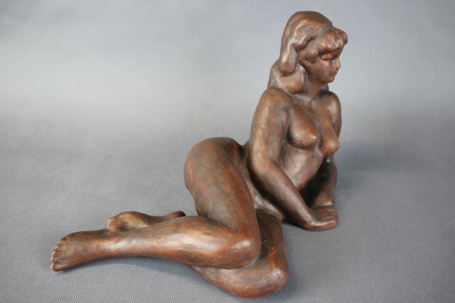 Gran estatuilla de Acto de Bohumil Kokrda, Checoslovaquia, años 80 en venta 2