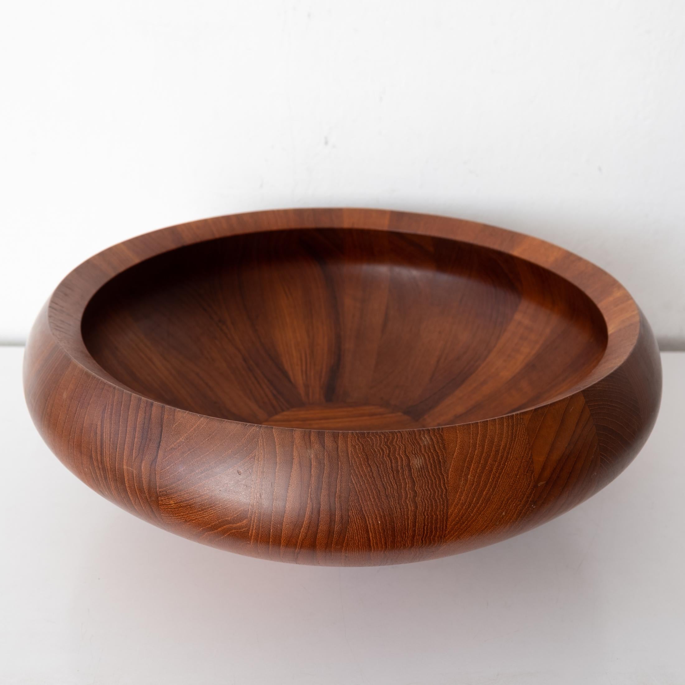 Large staved teak bowl by Jens Quistgaard for Dansk. Would make a great fruit or salad bowl. Beautiful old growth teak. Made in Denmark, 1960s.