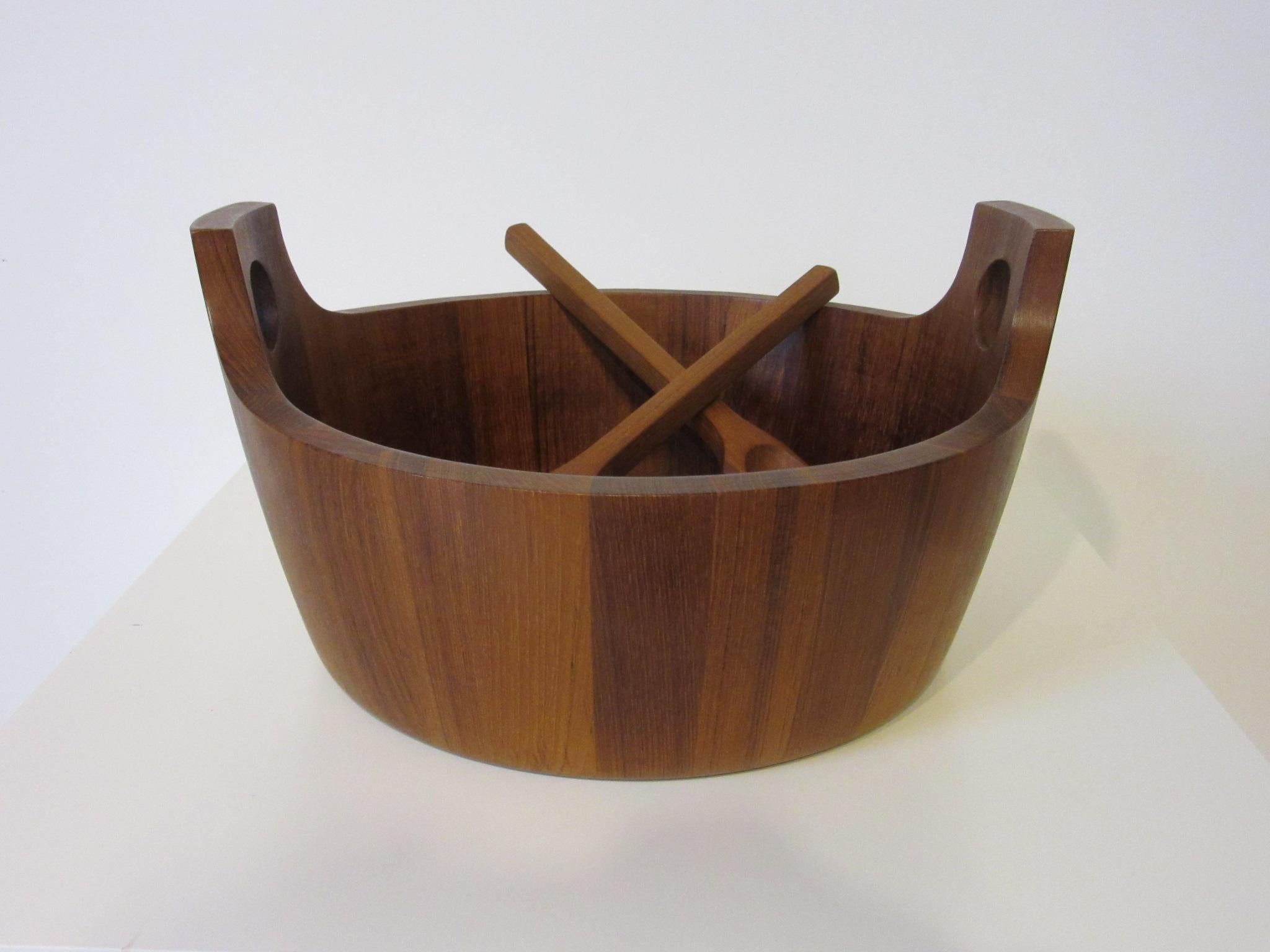 Large Staved Teak Salad Bowl with Spoons by Richard Nissen, Denmark In Good Condition In Cincinnati, OH