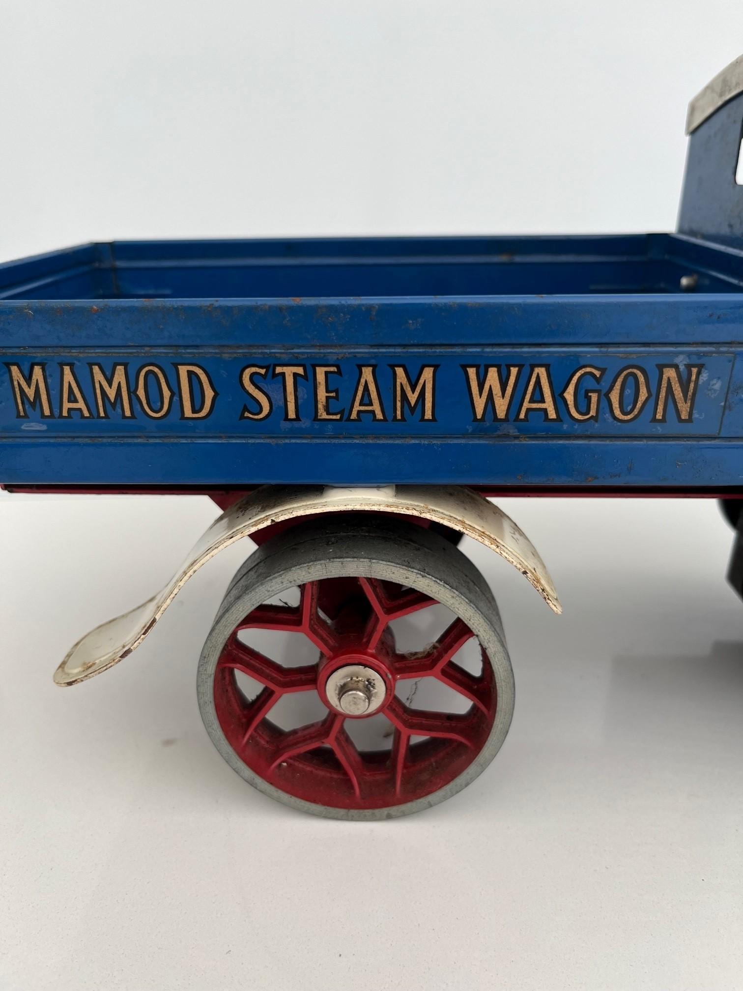 Large Steam Engine Model 'Mamod Steam Wagon' Decorative Shelf Art Vintage Toy For Sale 3