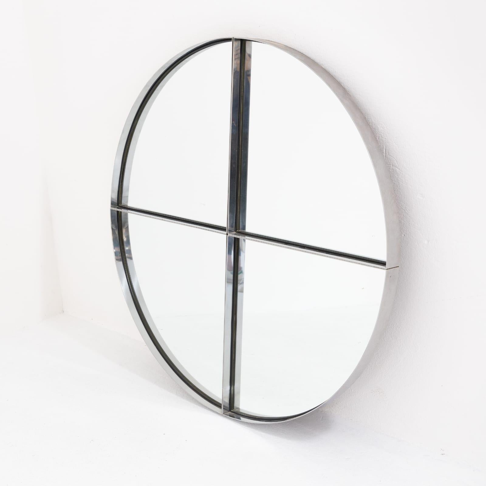 Large Steel Metal Round Mirror by Vittorio Introini for Saporiti. Italy, 1970s For Sale 4