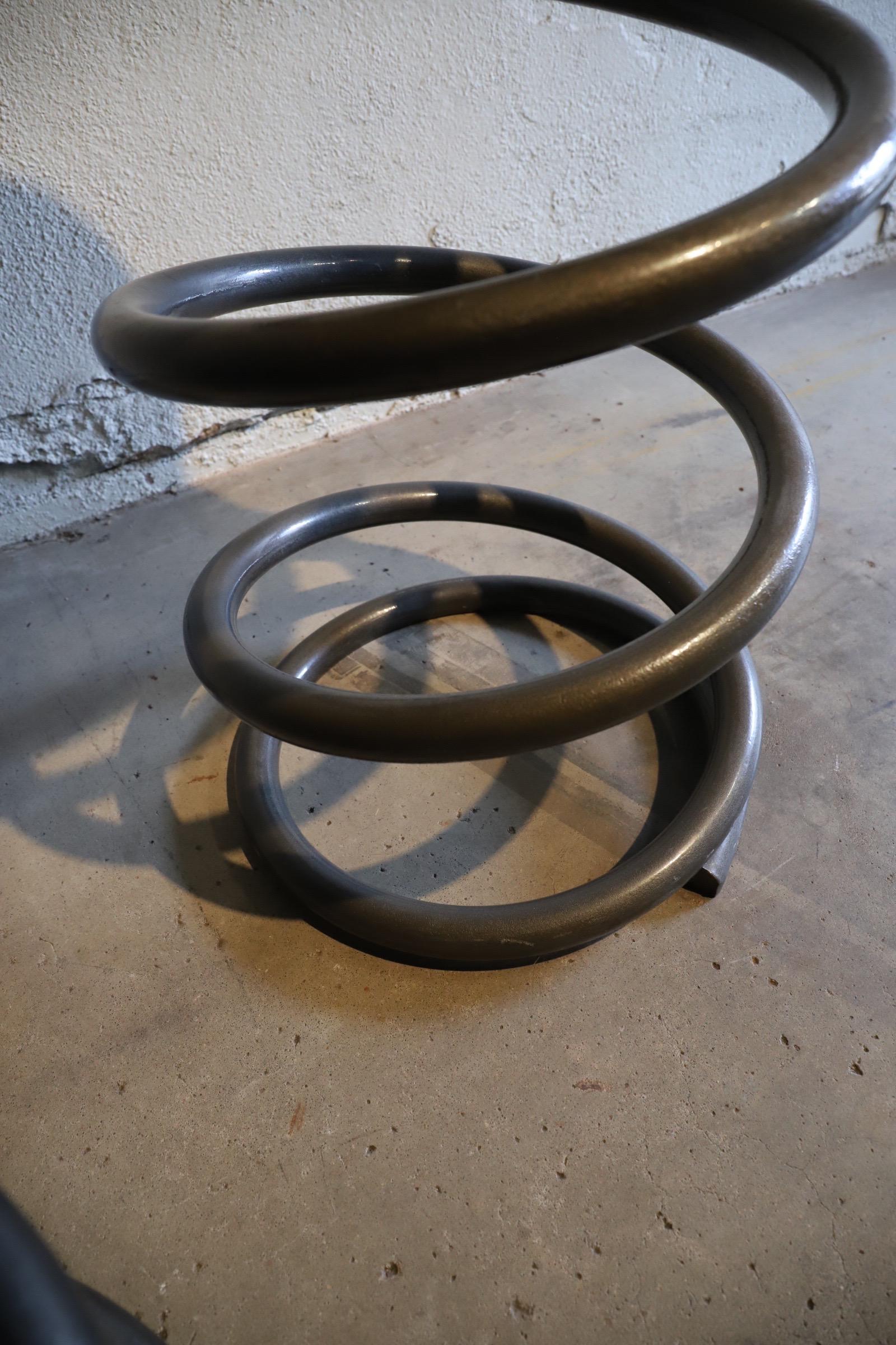 monroe shock stool