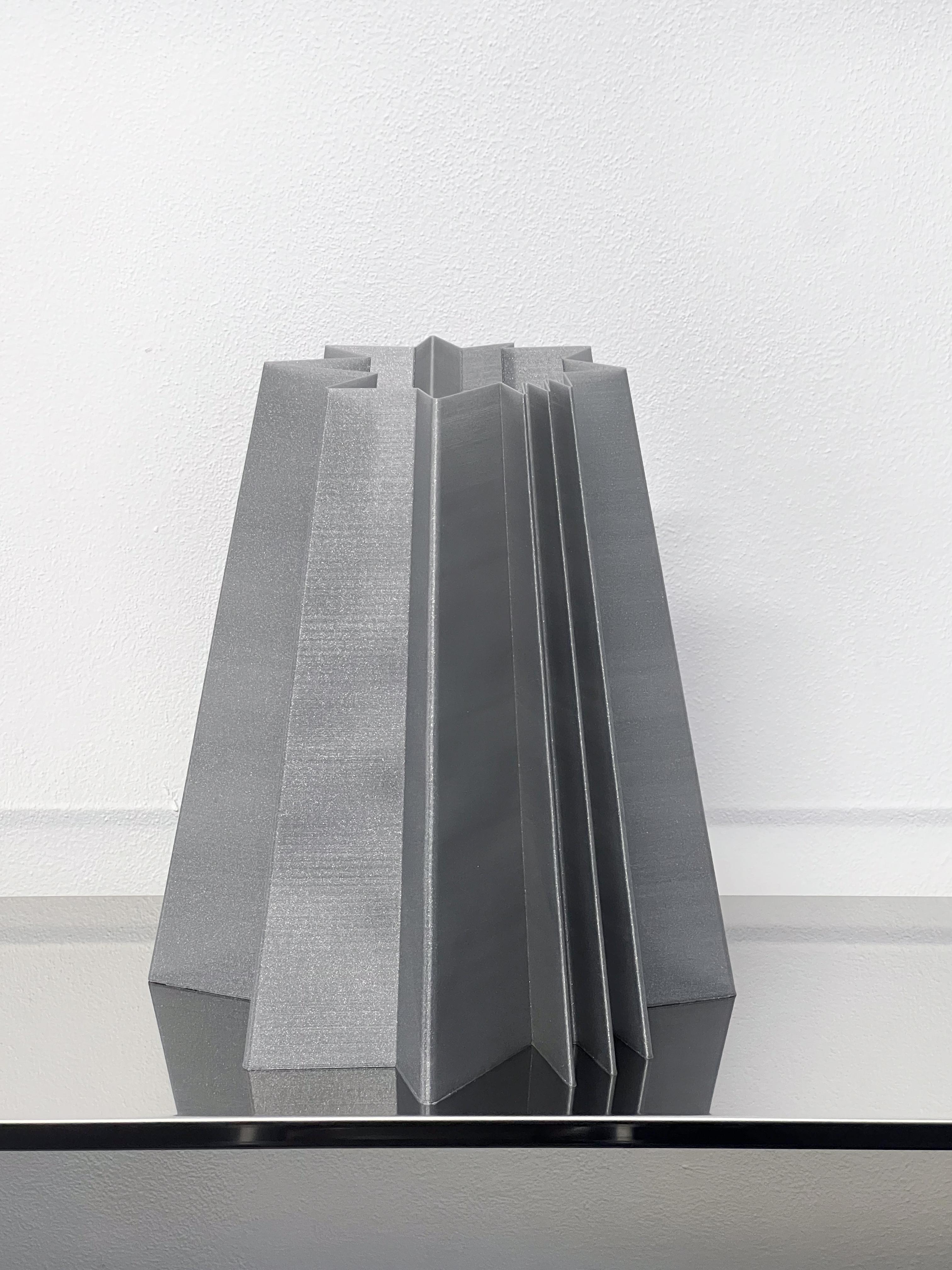 Large Stella 3D Printed Vase by Jimena Montemayor
Dimensions: D 37 x H 40 cm. 
Materials: 3D printed polylactic and aluminum filament.

Available in large, medium, and small.
Available in Mercury, Cosmic, Gemini, Space, Callisto, Yedi, and Andromeda
