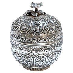 Large Sterling Repoussé Melon Box, Style of Buccellati