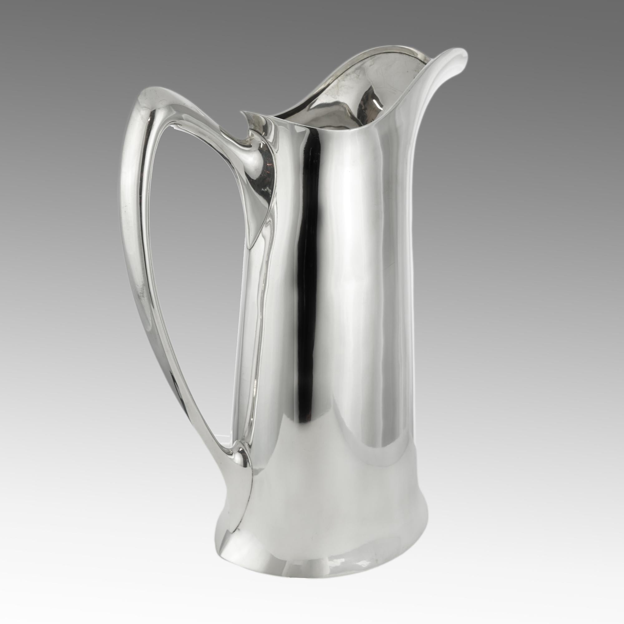 Großer Wasserkrug aus Sterlingsilber mit 5 Pints von Towle Silversmiths im Zustand „Hervorragend“ im Angebot in Braintree, GB