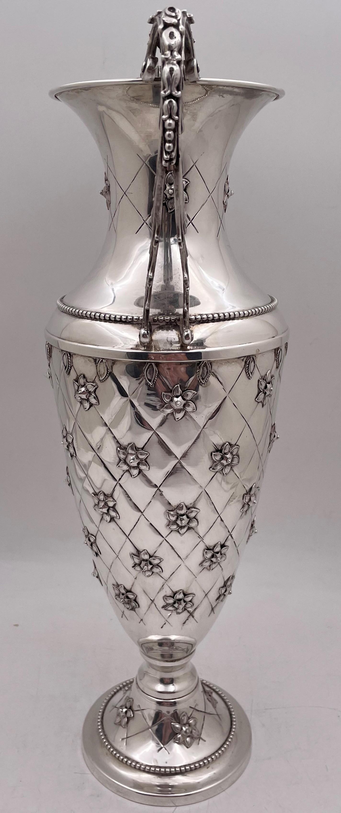 Large Sterling Silver Two-Handled Vase in Buccellati Style In Good Condition For Sale In New York, NY
