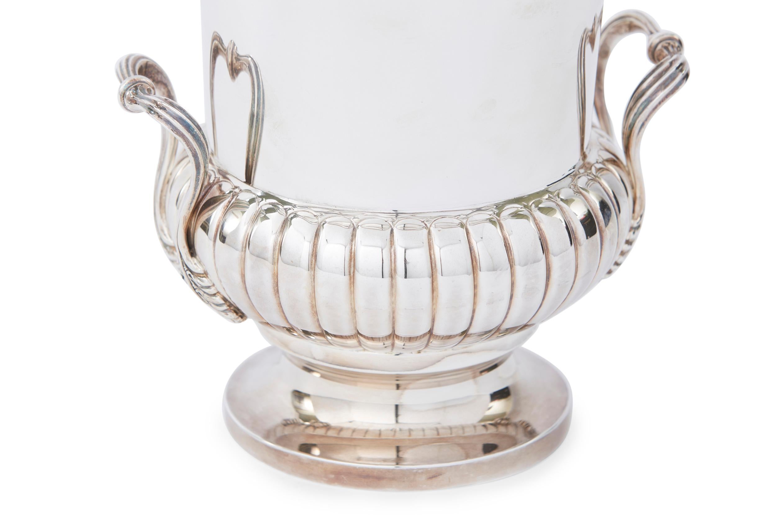 Large Sterling Silver Wine Cooler / Ice Bucket In Good Condition For Sale In Tarry Town, NY