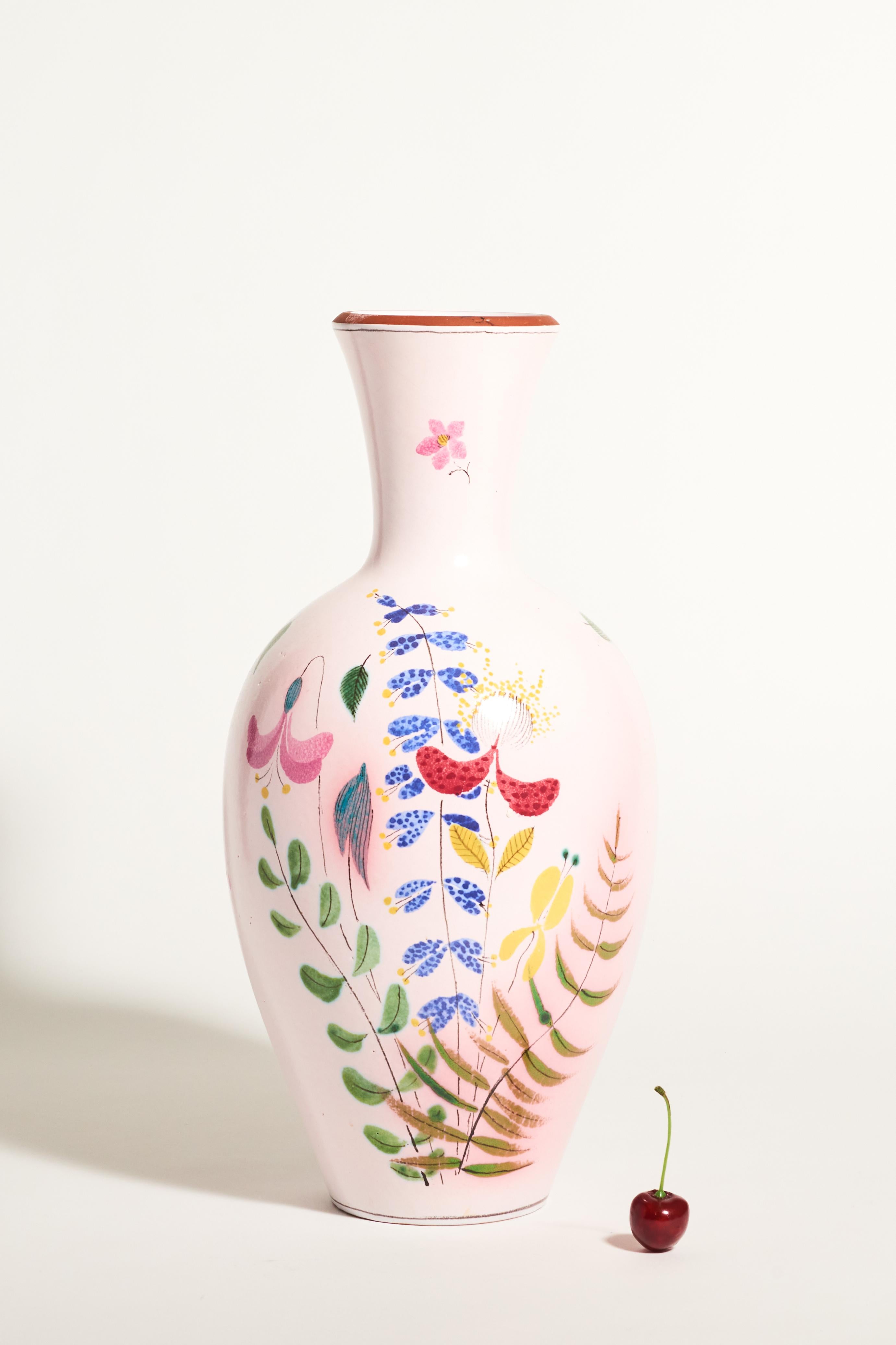 Beautiful large floral faience, glazed pottery, vase by renowned Swedish artist Stig Lindberg, delicate colors and pattern.
 
