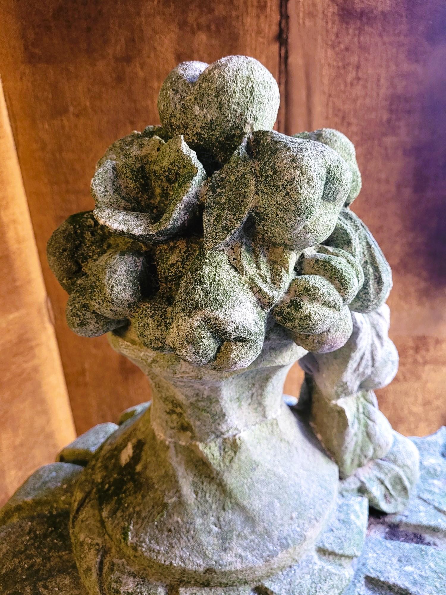 Pierre Grand vase de jardin en pierre, début du 20e siècle en vente