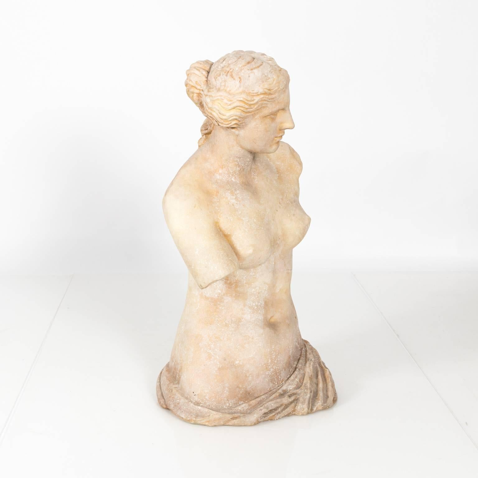 Large Stone Venus De Milo Statue, circa 20th Century For Sale 2