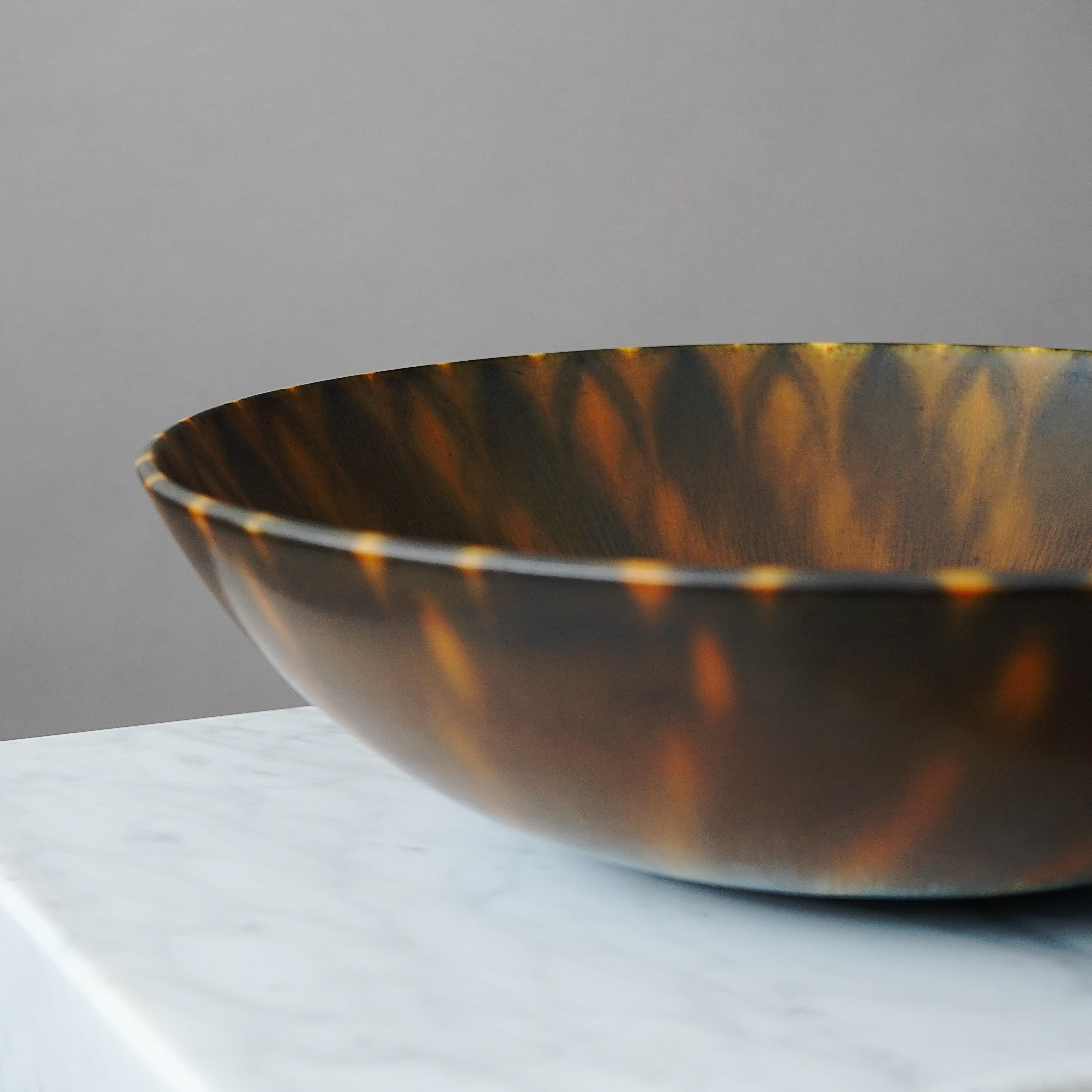 Gran cuenco de gres de Berndt Friberg para Gustavsberg Studio, Suecia, 1962 Glaseado en venta